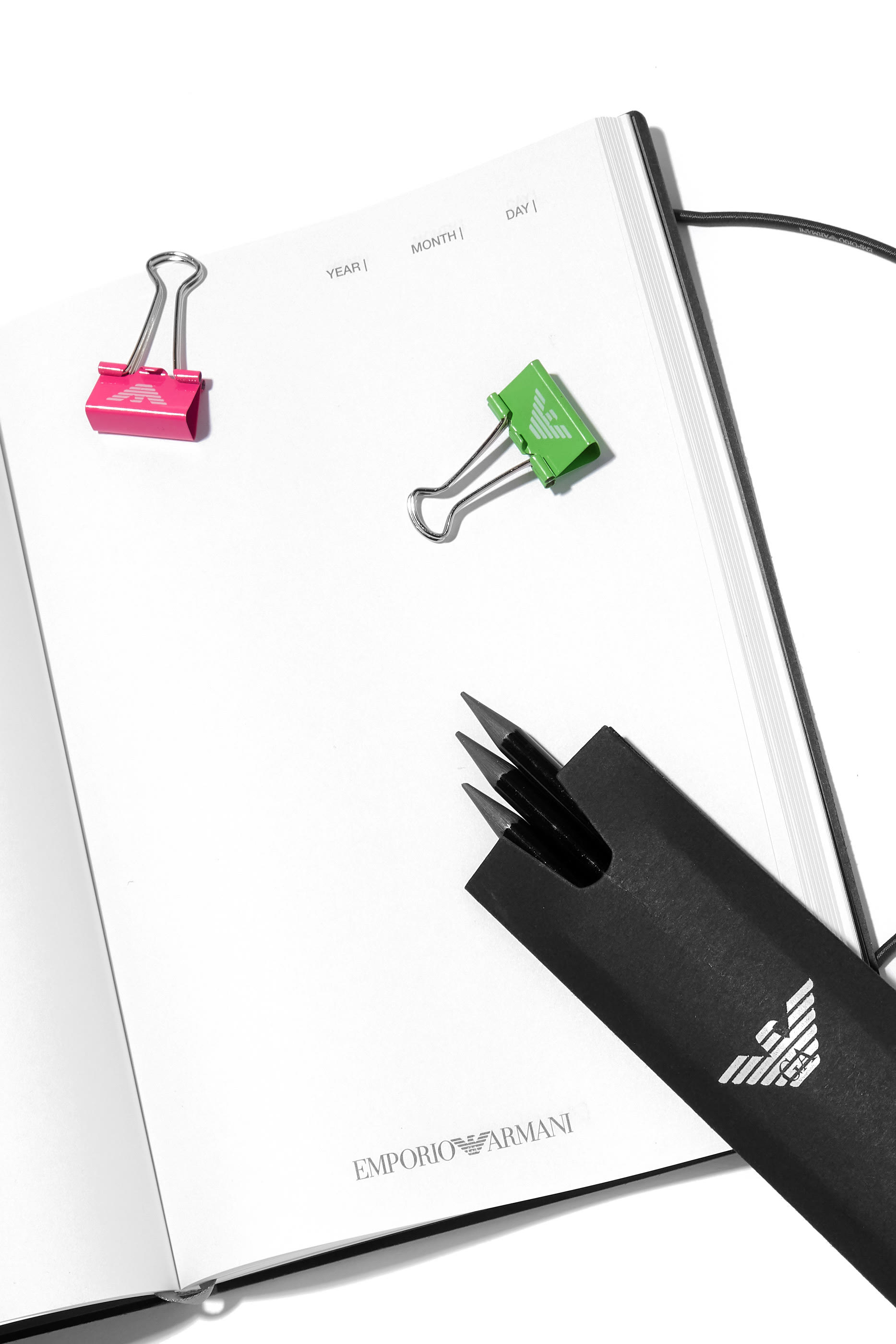 مجموعة أدوات مكتبية بطبعة شعار الماركة