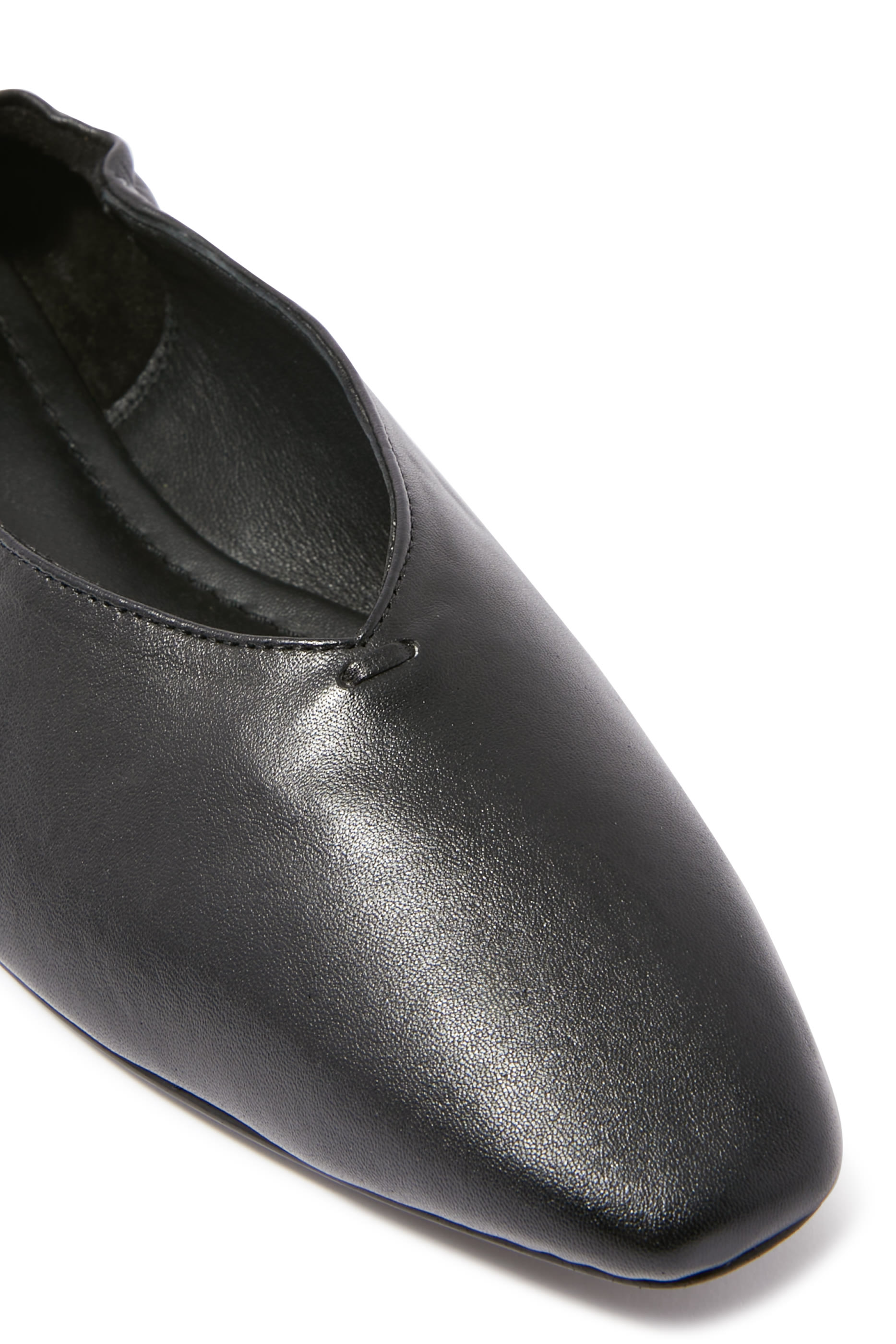 حذاء بالرينا بري بكعب مسطح