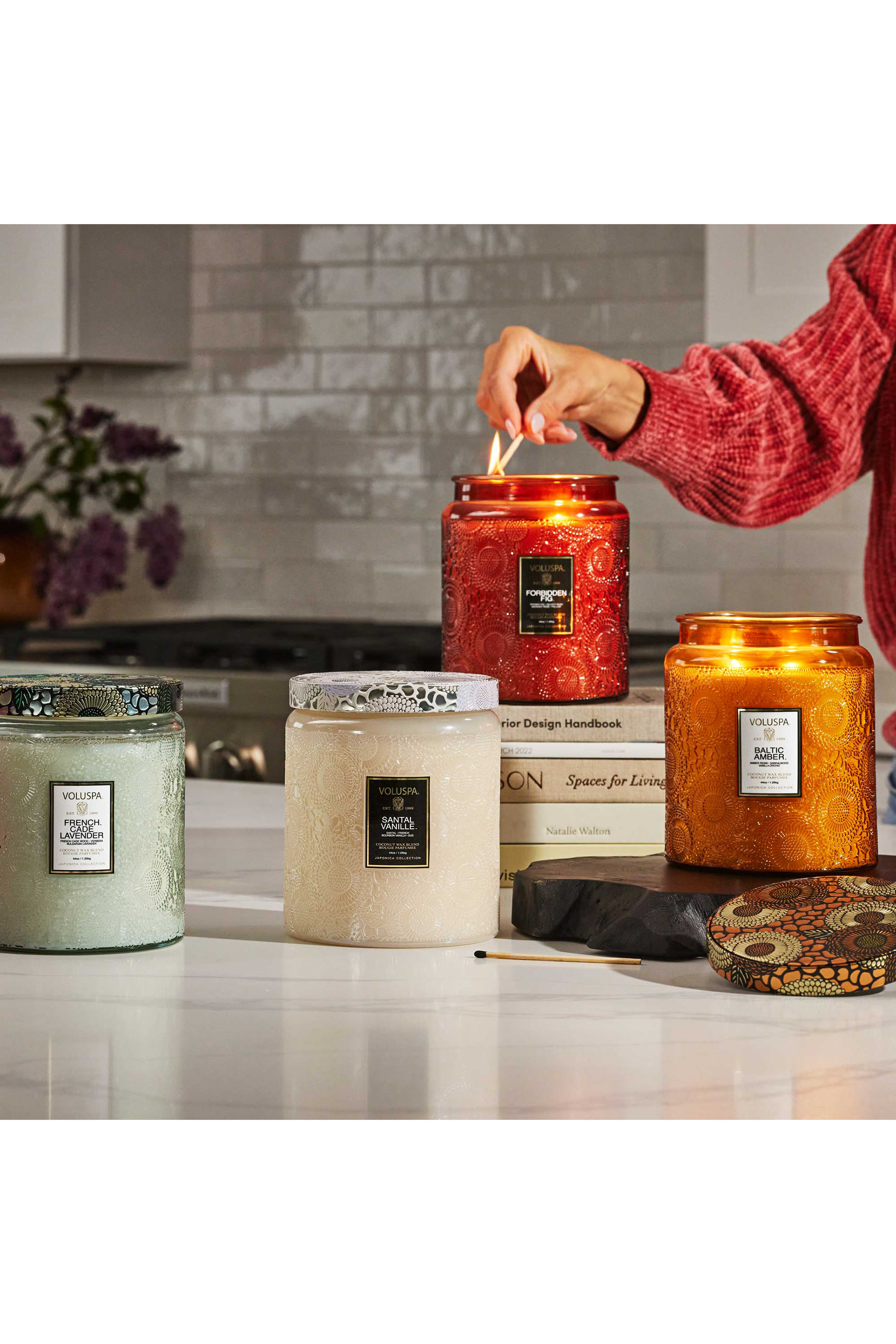 أعواد توزيع عطر سانتال فانيل