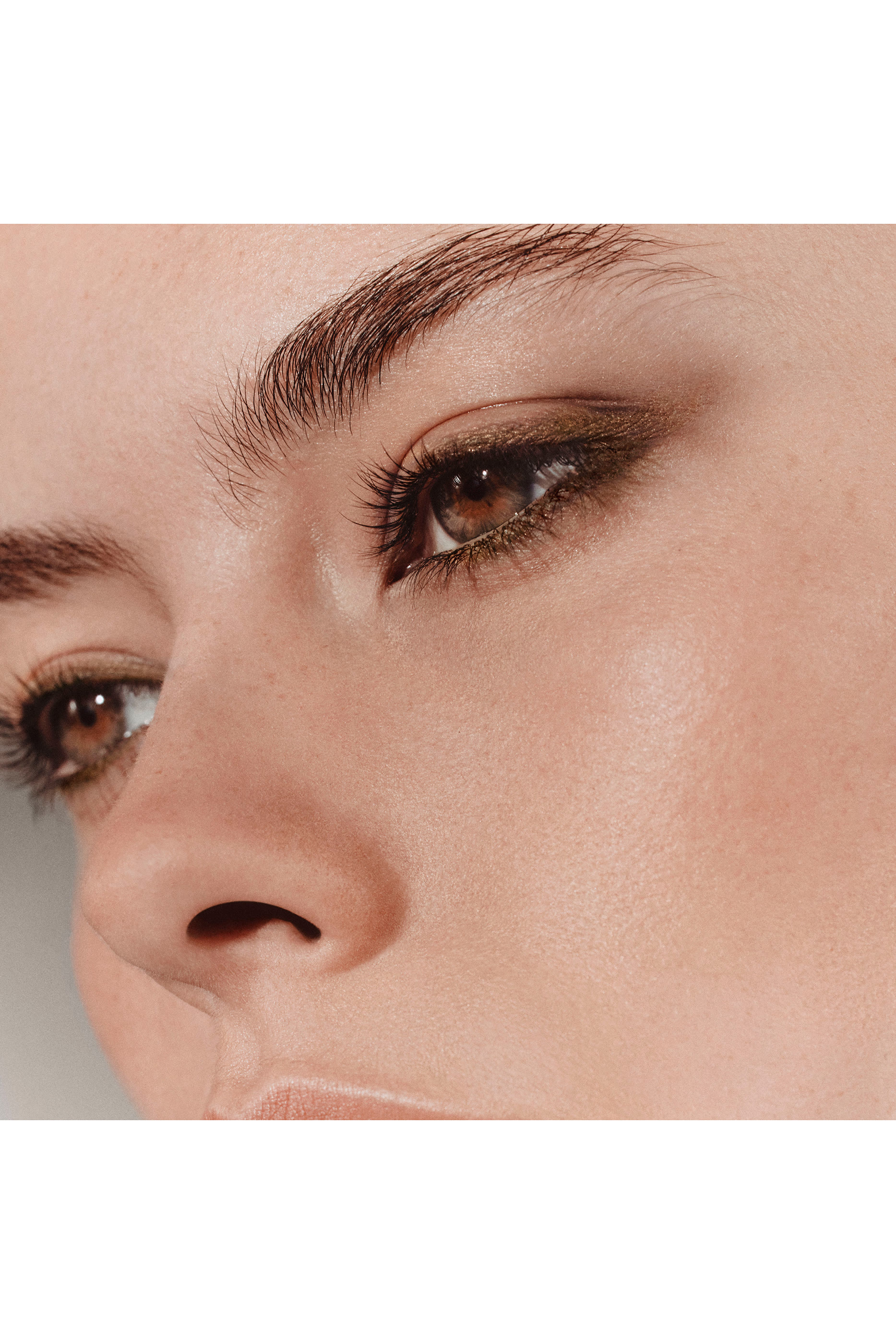 قلم لتحديد العيون Trait d'Herm&egrave;s