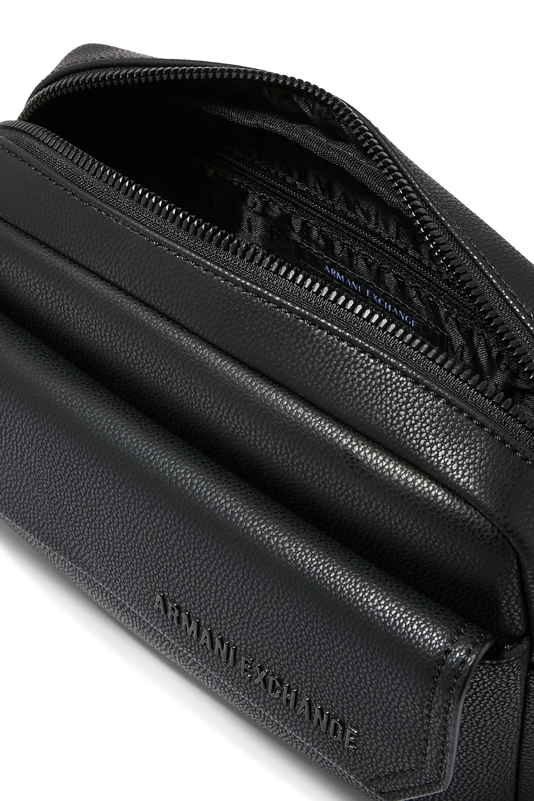 حقيبة مستحضرات العناية الشخصية بجيب أمامي جاكار