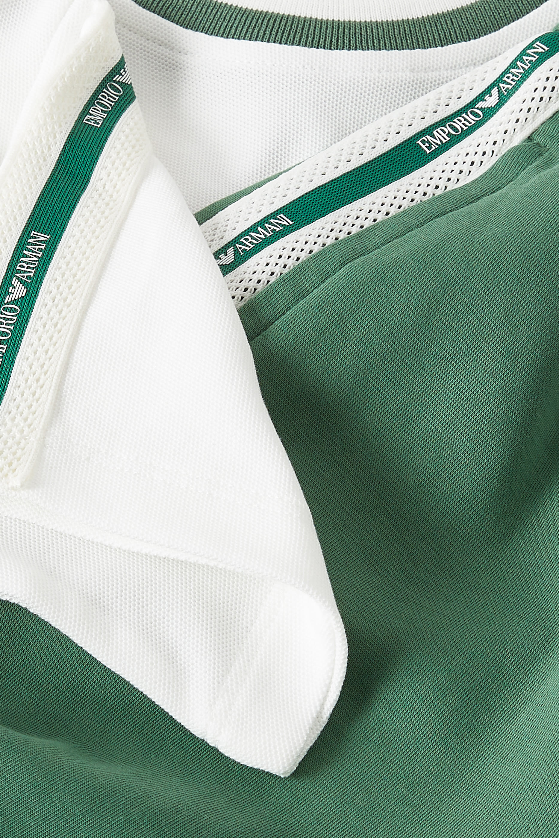 طقم شورت وتيشيرت للأطفال