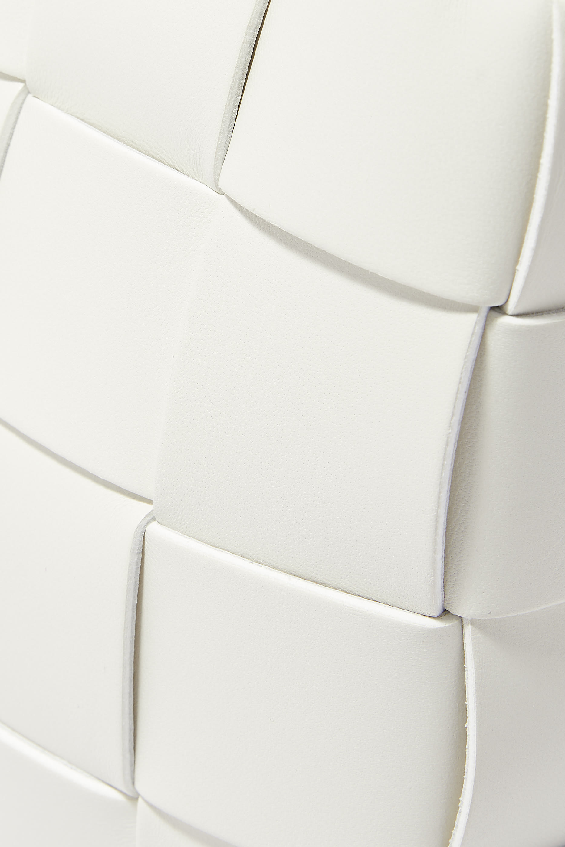 حقيبة يد كاسيت صغيرة