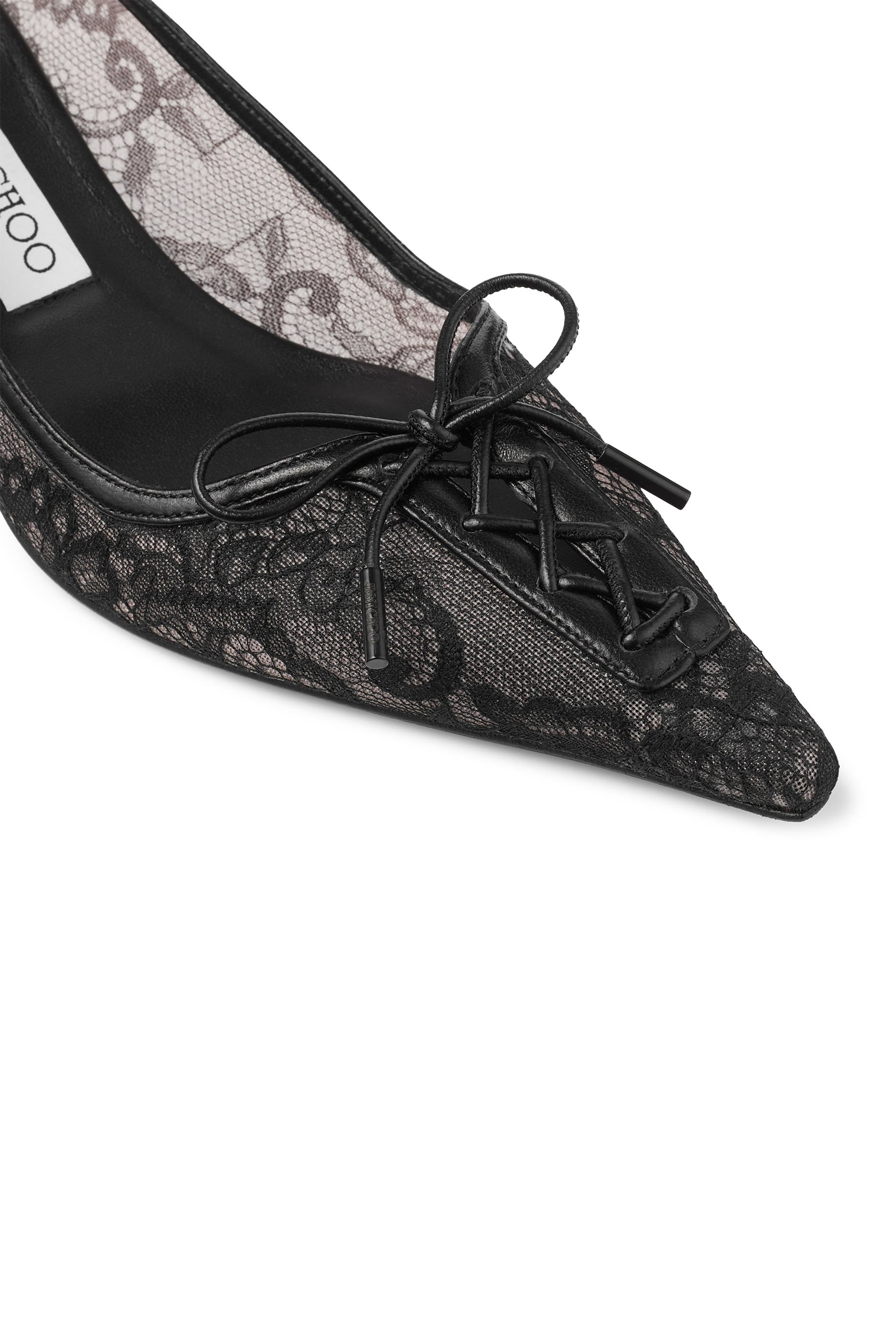 حذاء كلاسيكي سكارليت 50 دانتيل