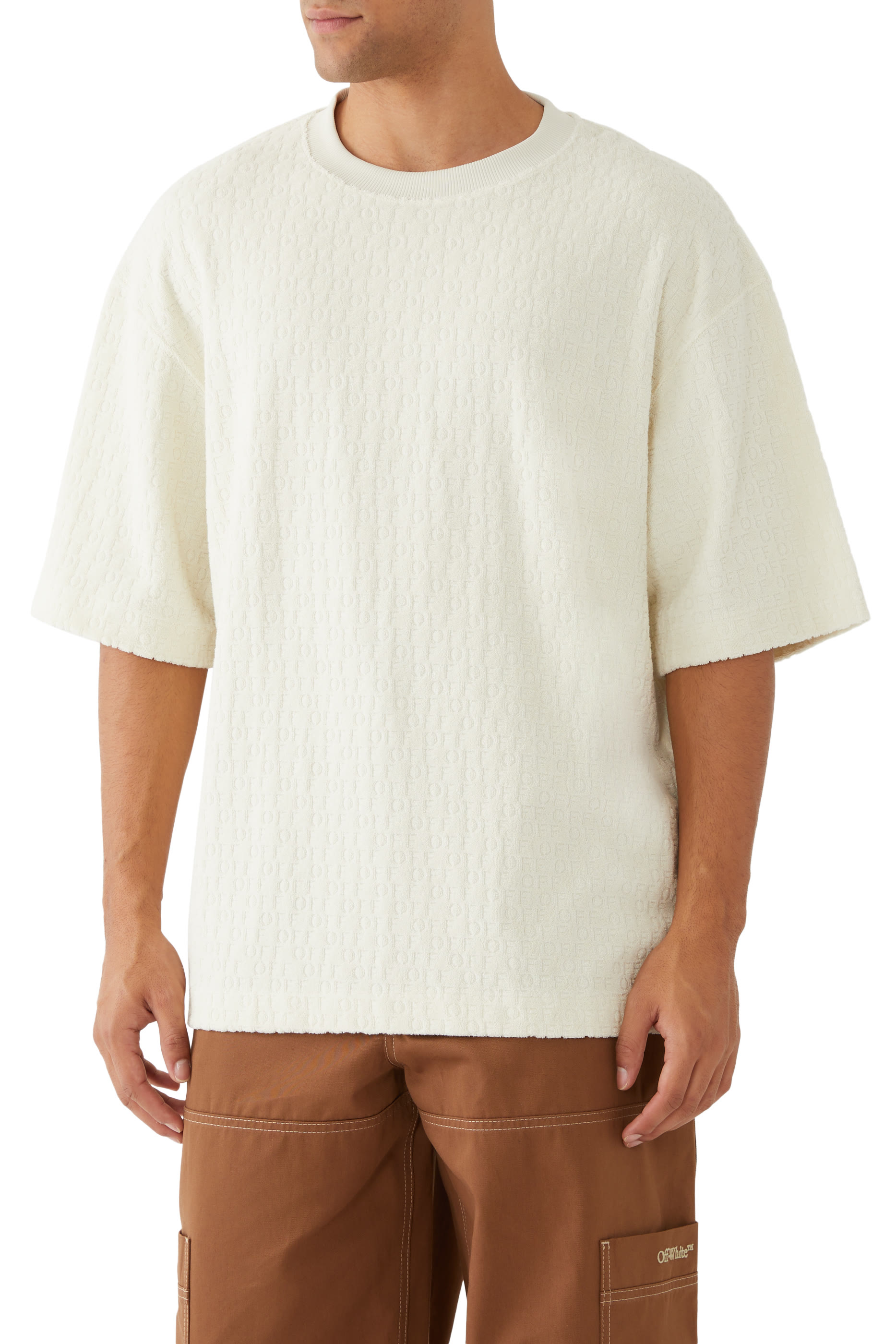 تيشيرت بنقشة شعار الماركة وأكمام قصيرة تيري