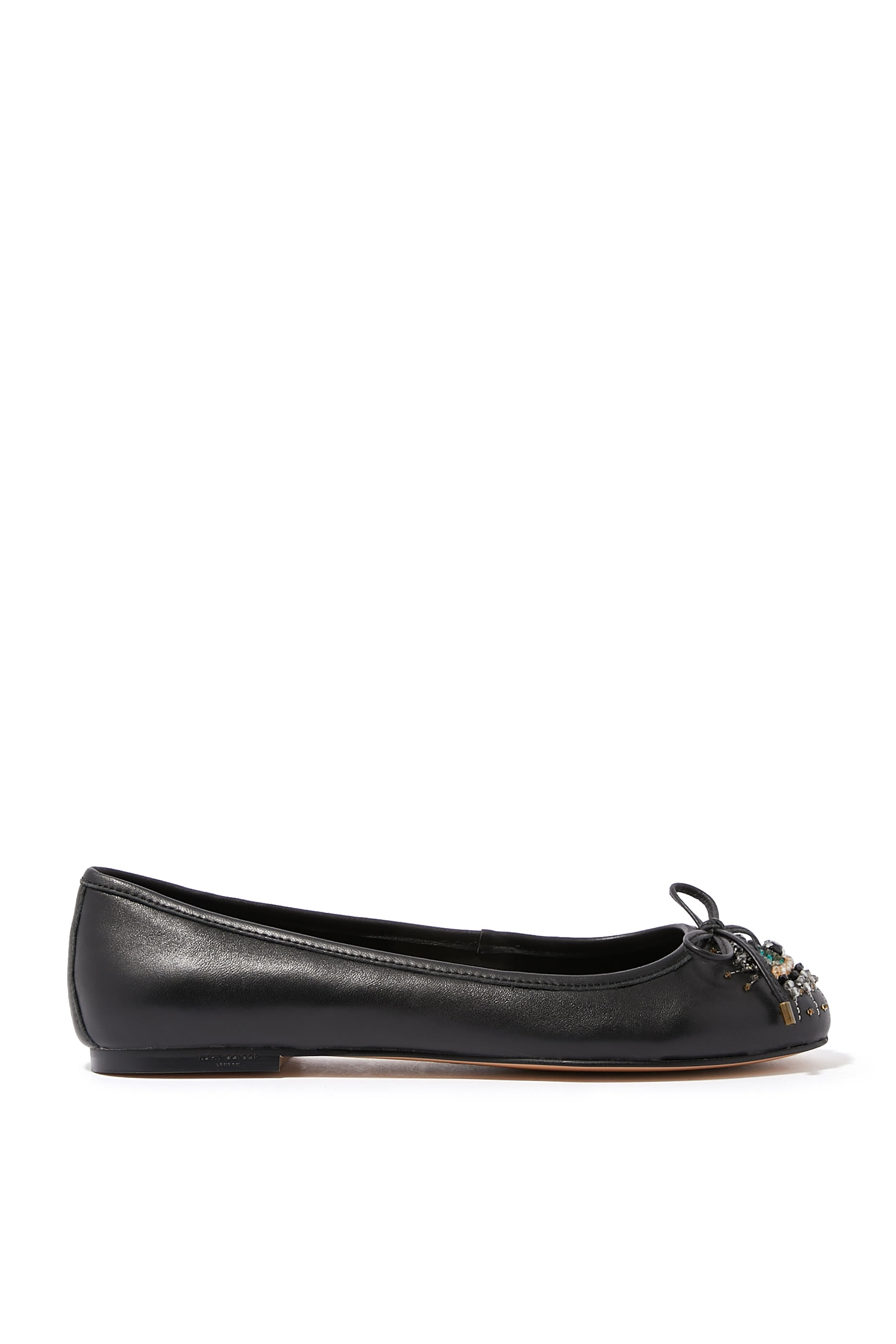 حذاء بالرينا مزين بعين حسود