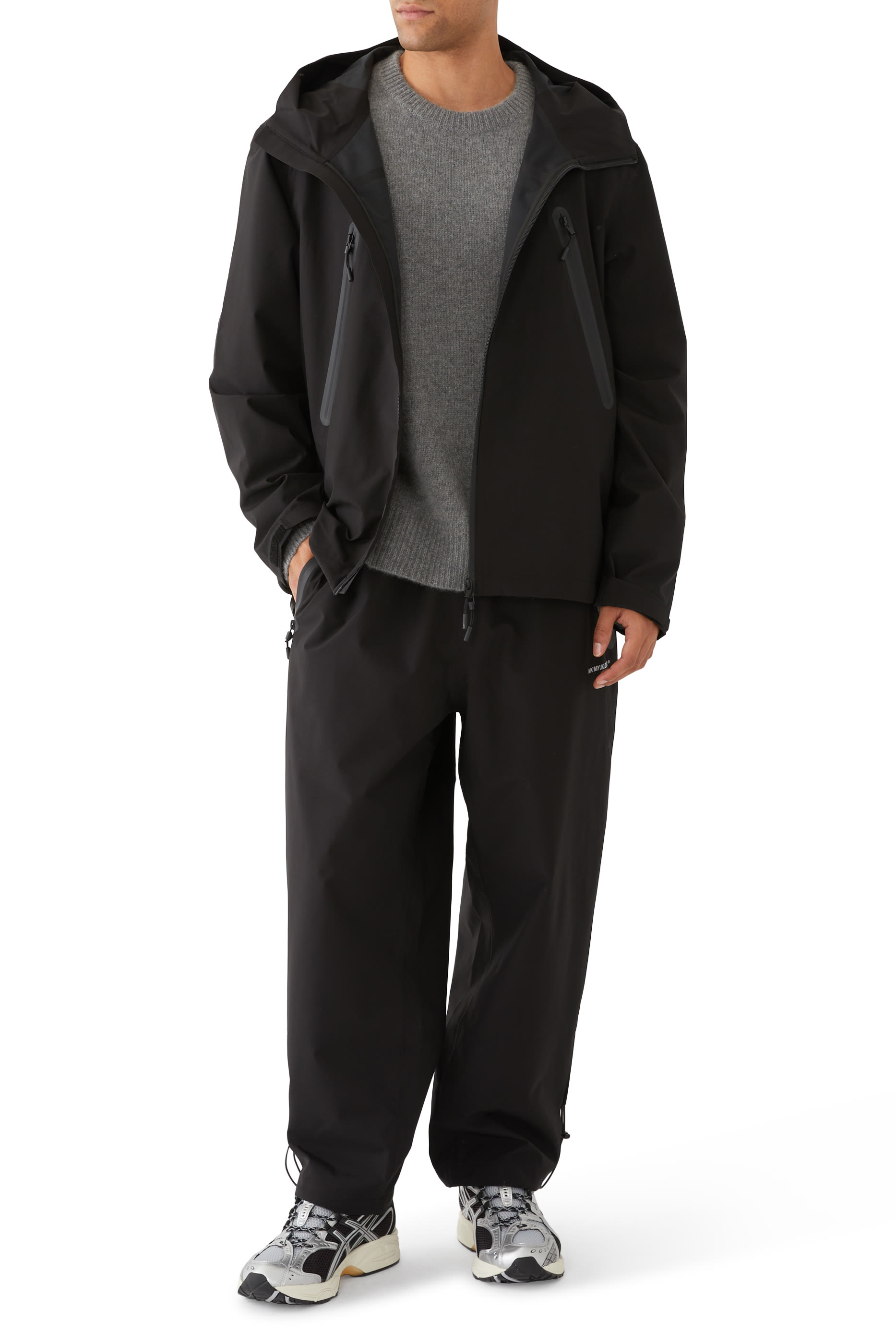 بنطال رياضي في 2 شيل