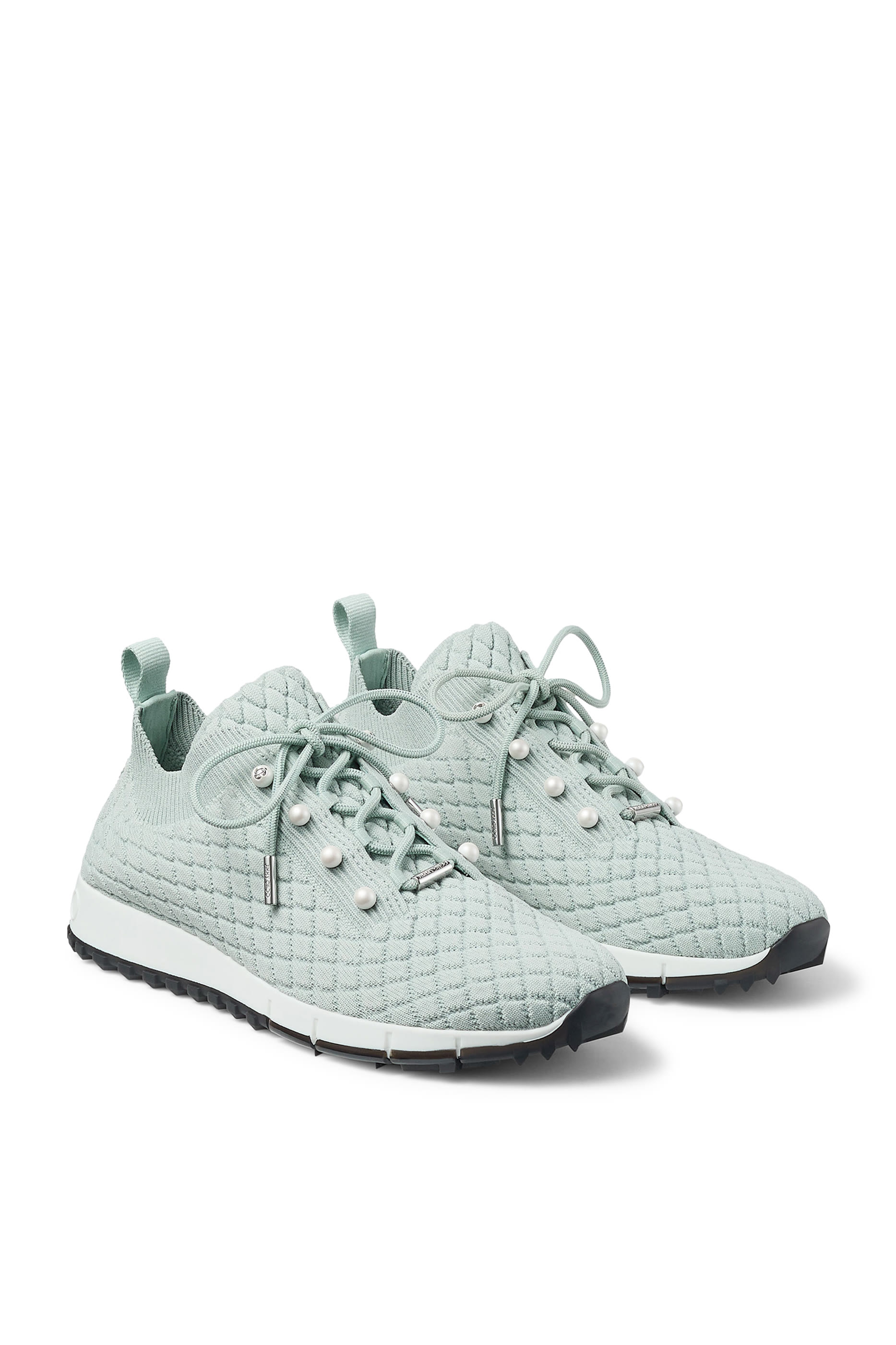 سنيكرز فيلس نسيج بارز الملمس