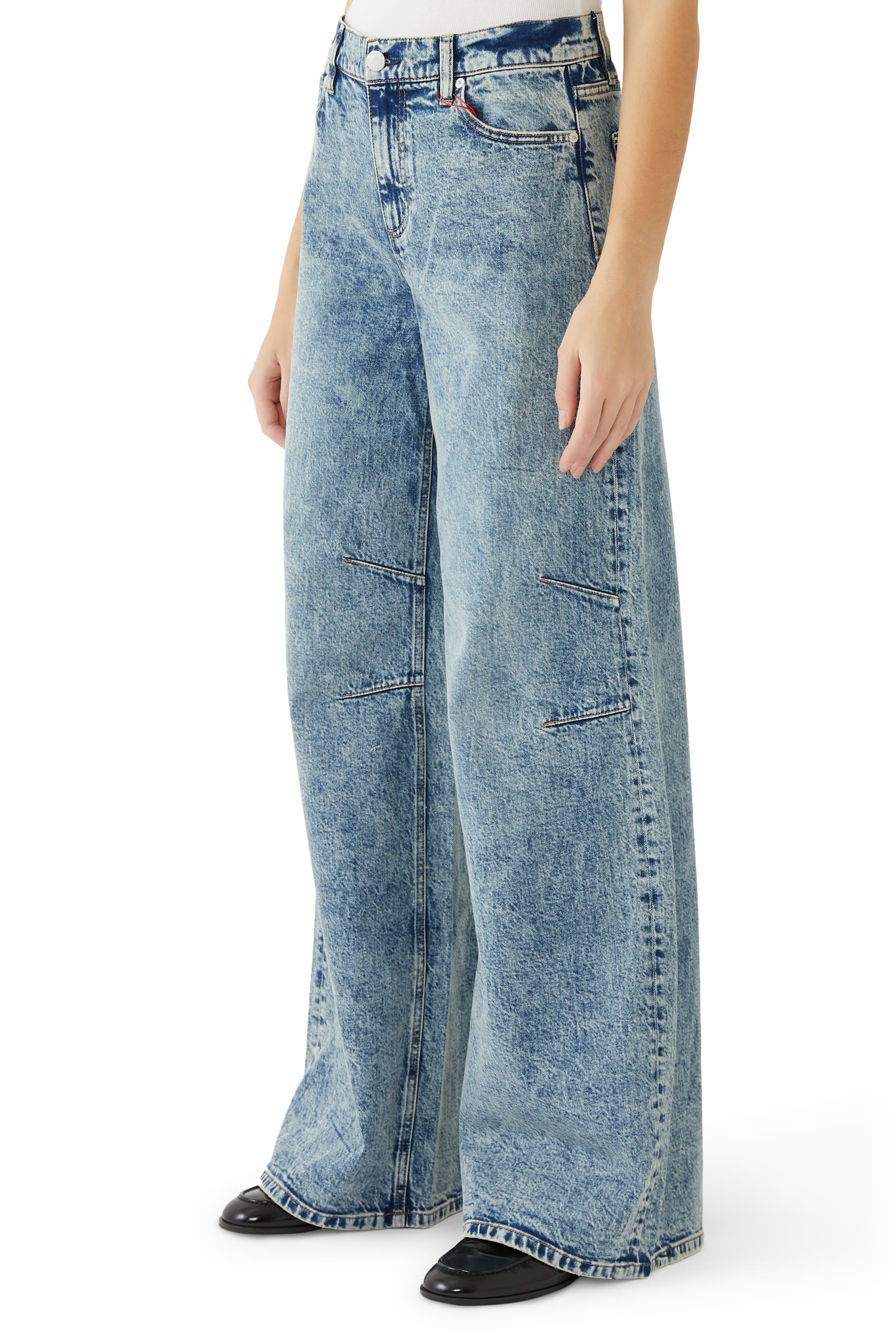 بنطال جينز تاكر