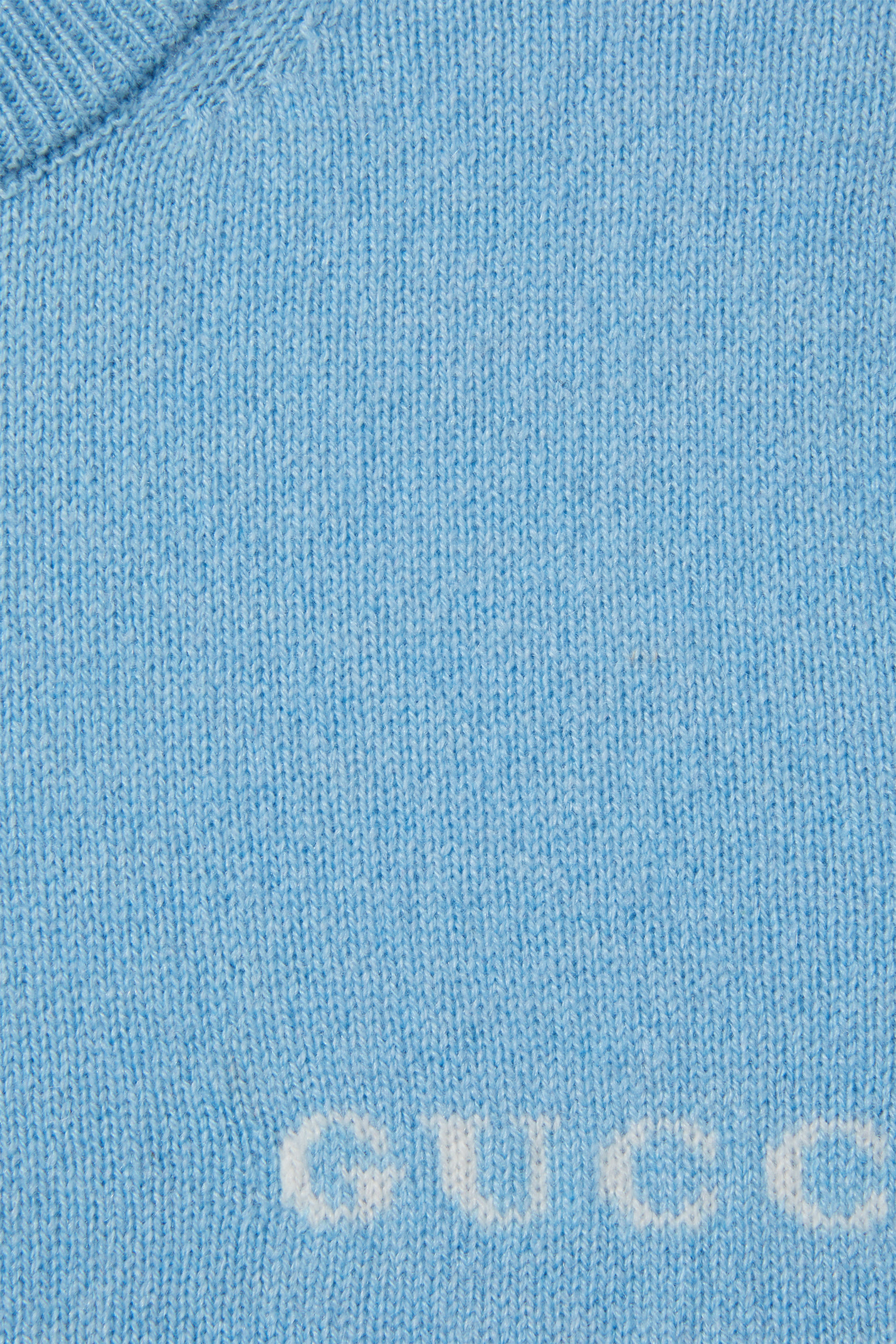 بلوزة مزينة بشعار الماركة كشمير