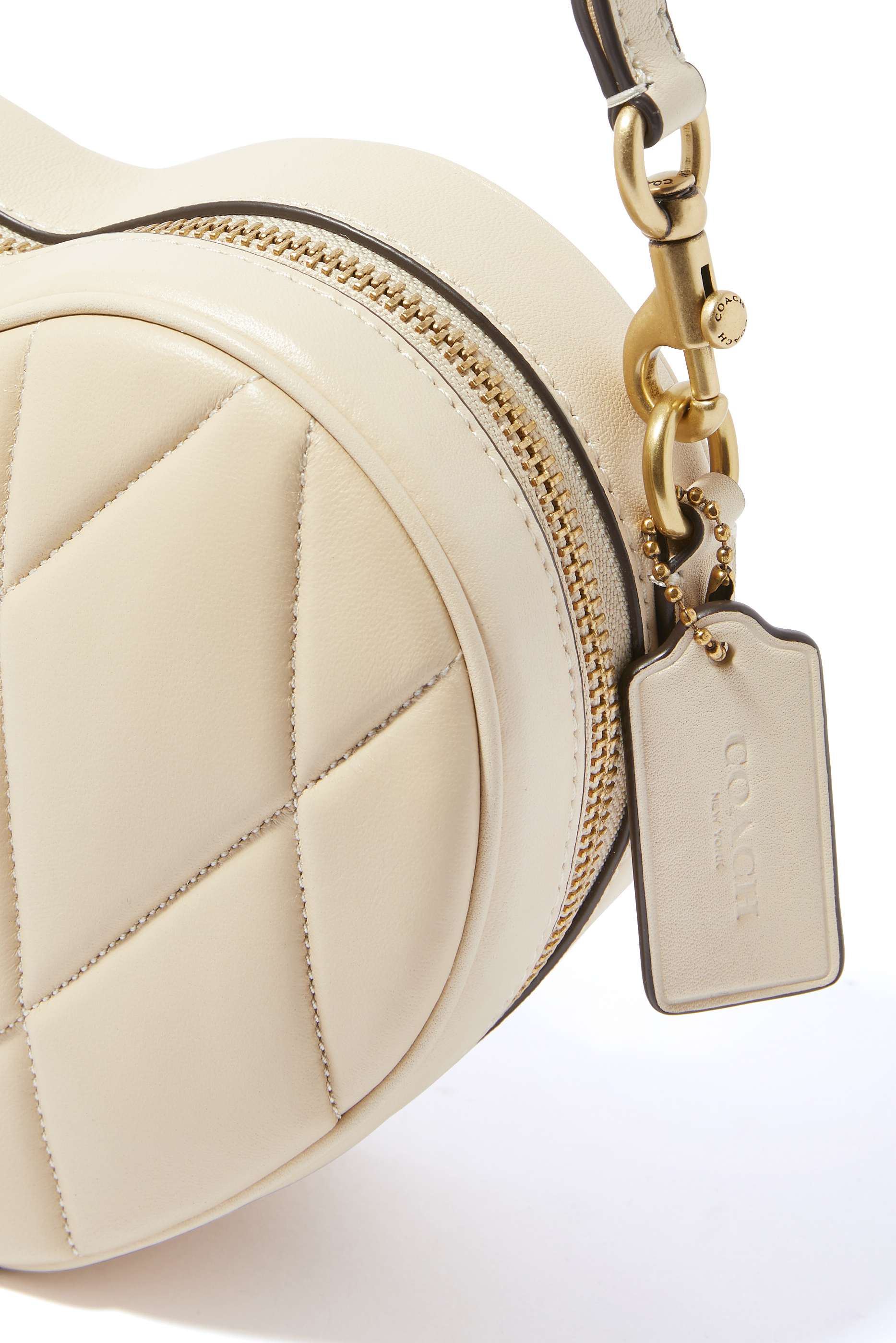 حقيبة كروس صغيرة بتصميم قلب