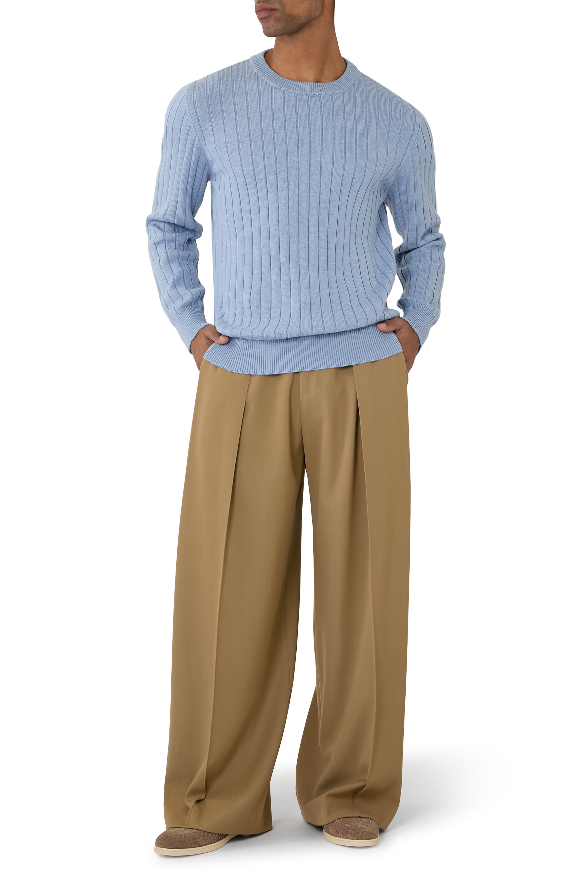 كنزة بياقة ضيقة نسيج مضلعة