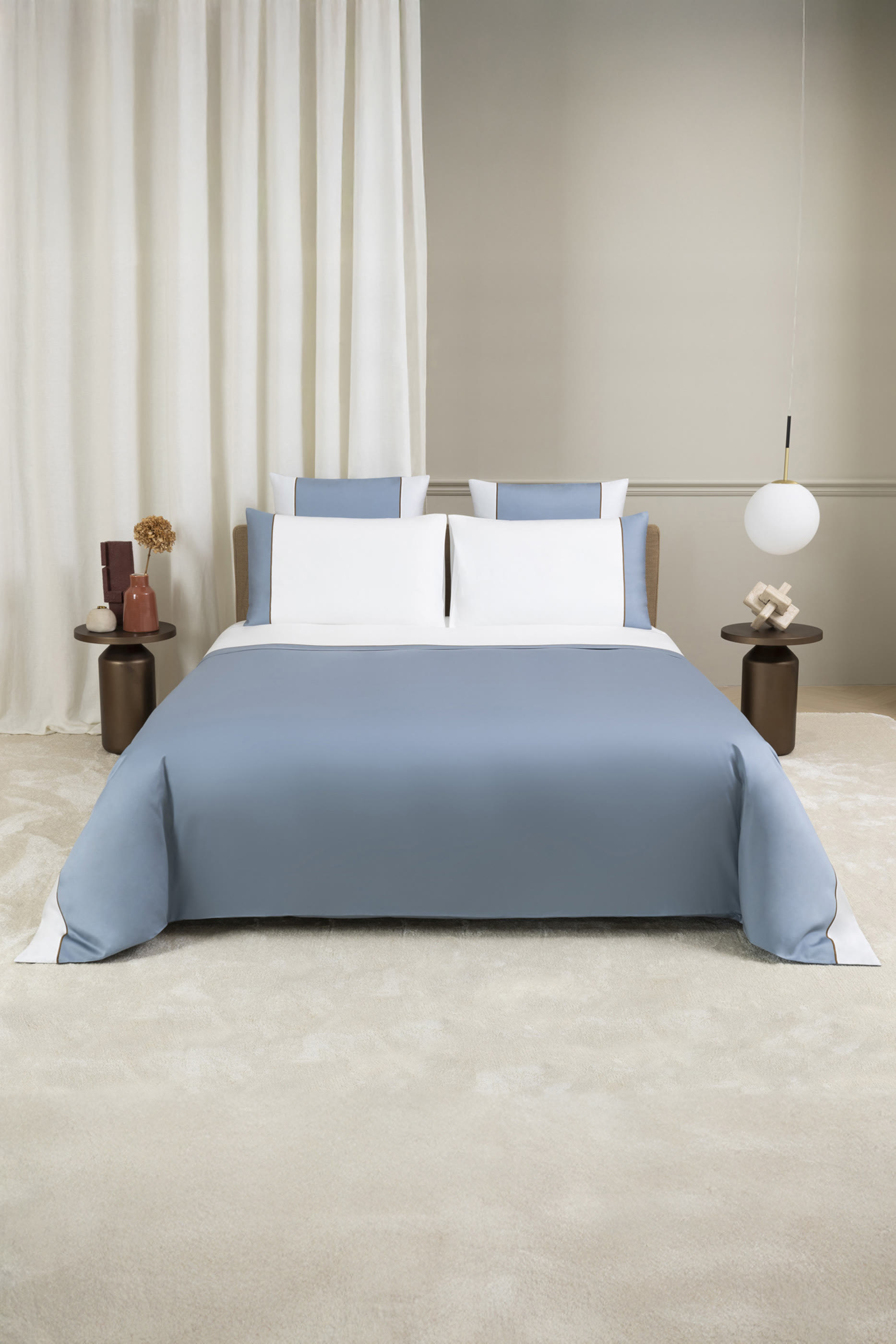 طقم غطاء لحاف مقسم بألوان