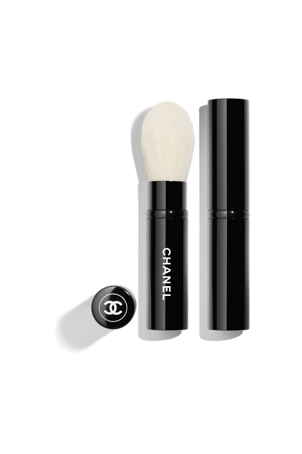 فرشاة لمستحضر إبراز الملامح PINCEAU ILLUMINATEUR RÉTRACTABLE N°111
