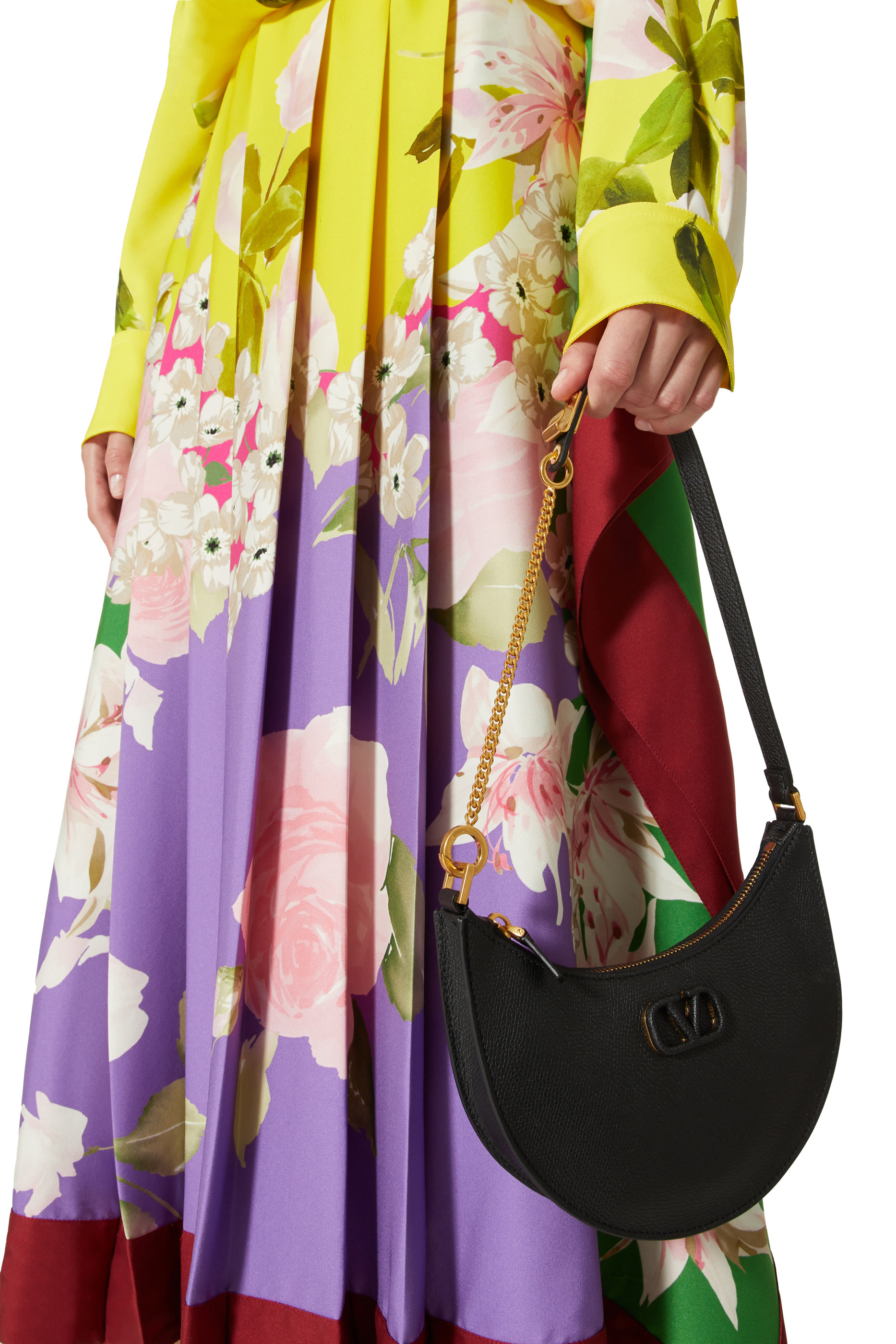 حقيبة هوبو فالنتينو غارافاني بشعار V