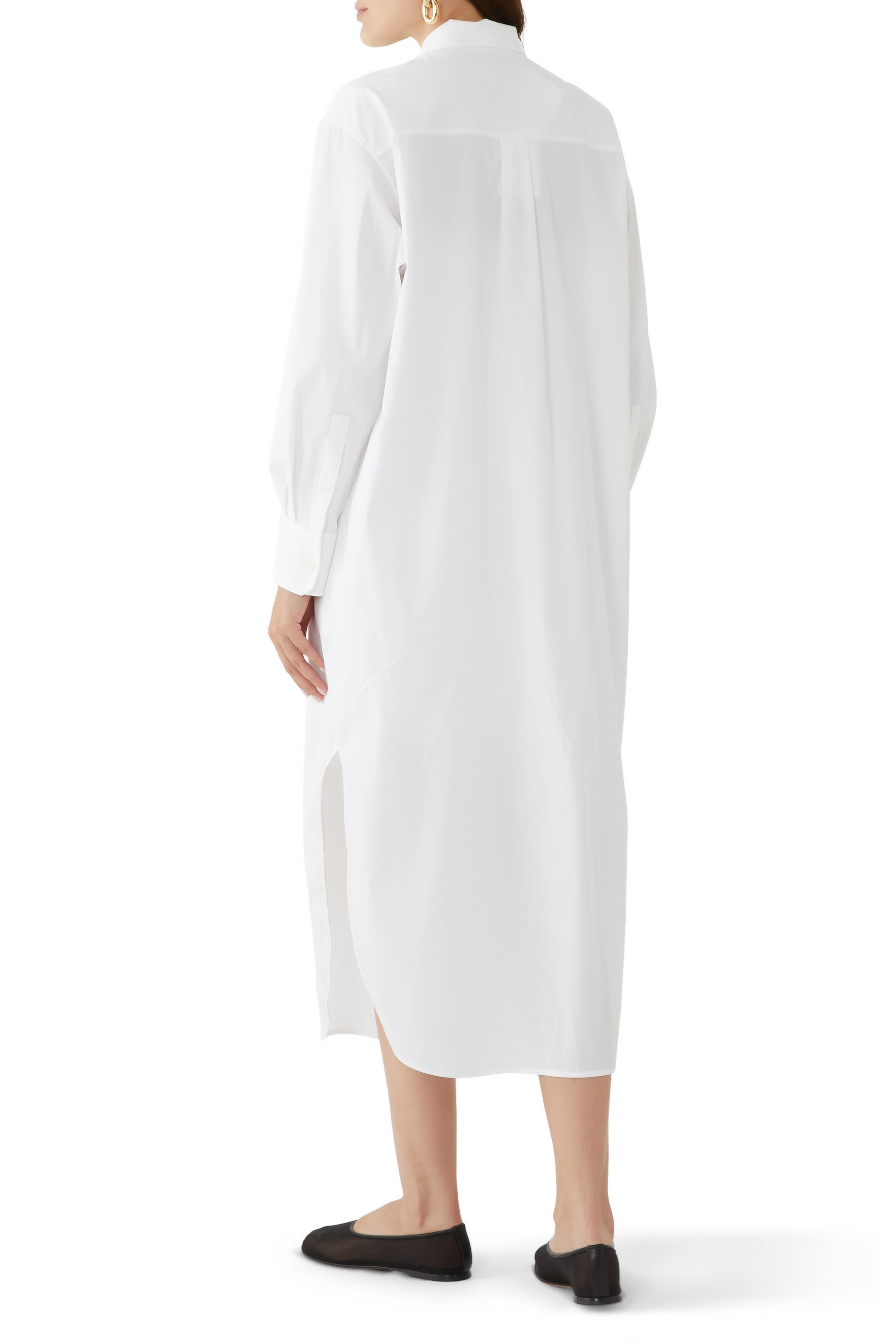 فستان بنمط قميص بأكمام طويلة