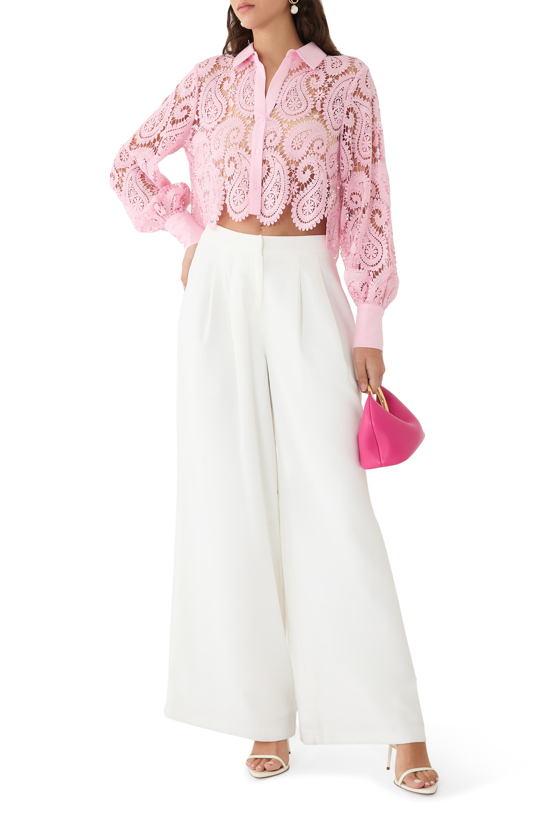 بلوزة أوديليا دانتيل