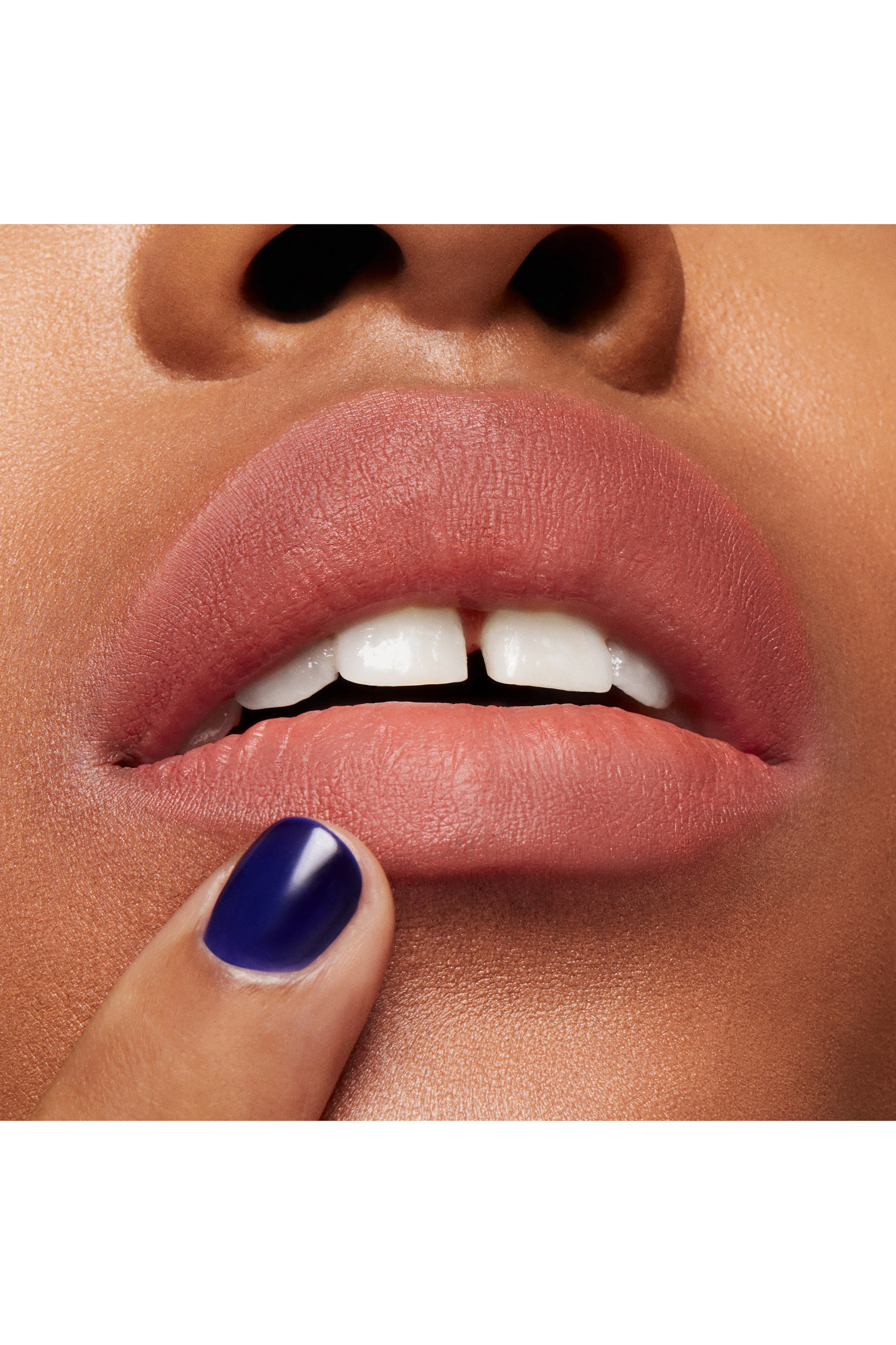 أحمر شفاه باودر كيس فيلفيت بلور سليم ستيك