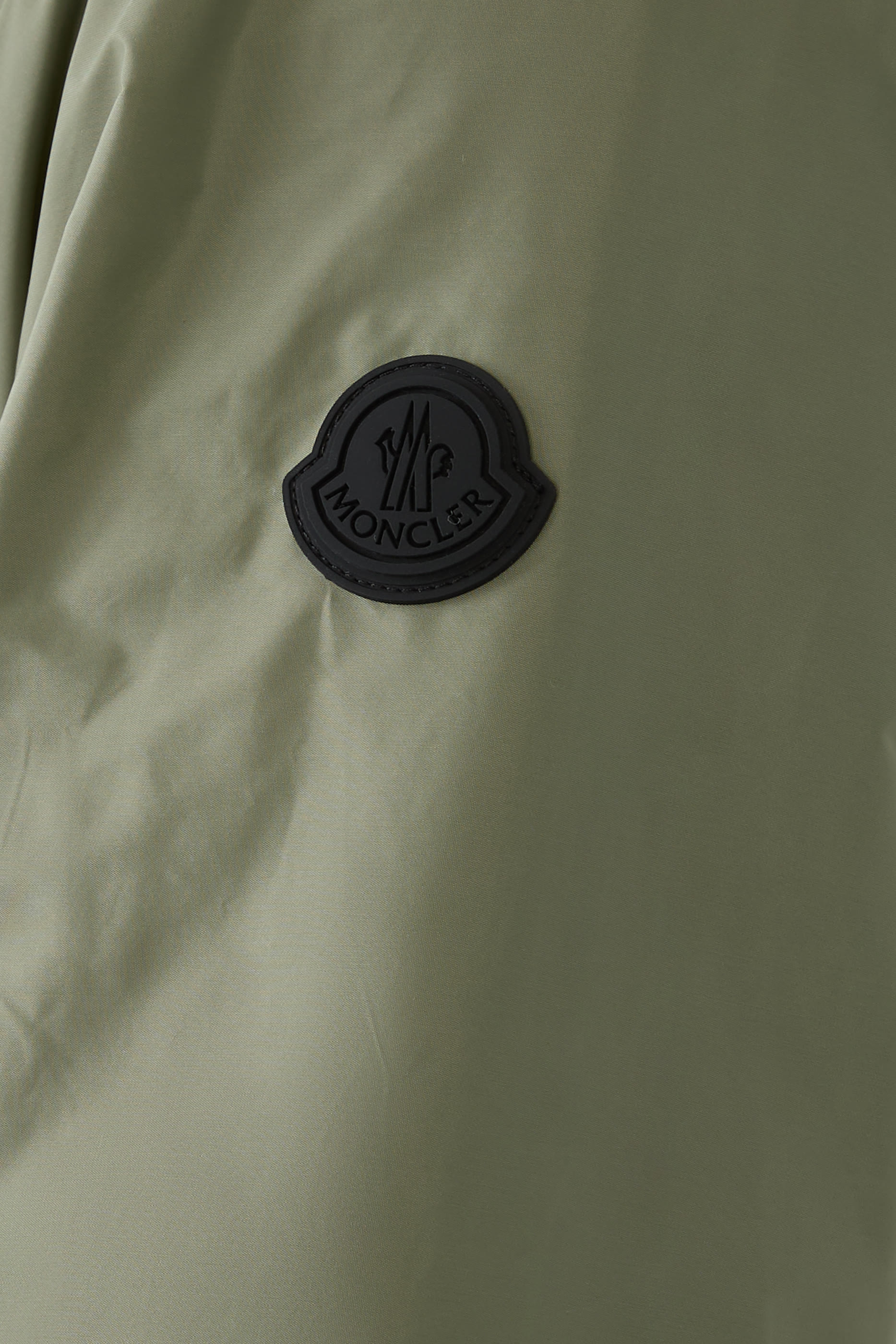 جاكيت جونيتشي