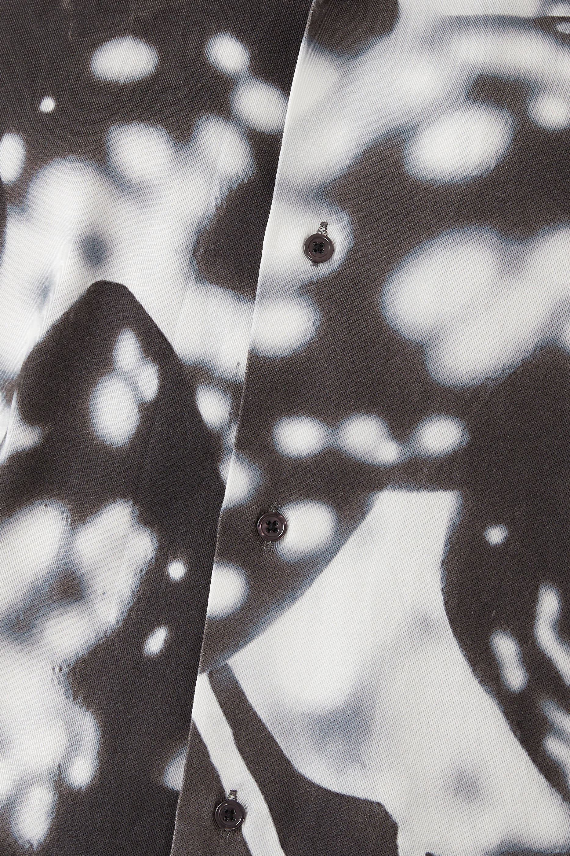 قميص كانتي دوسي بأكمام قصيرة