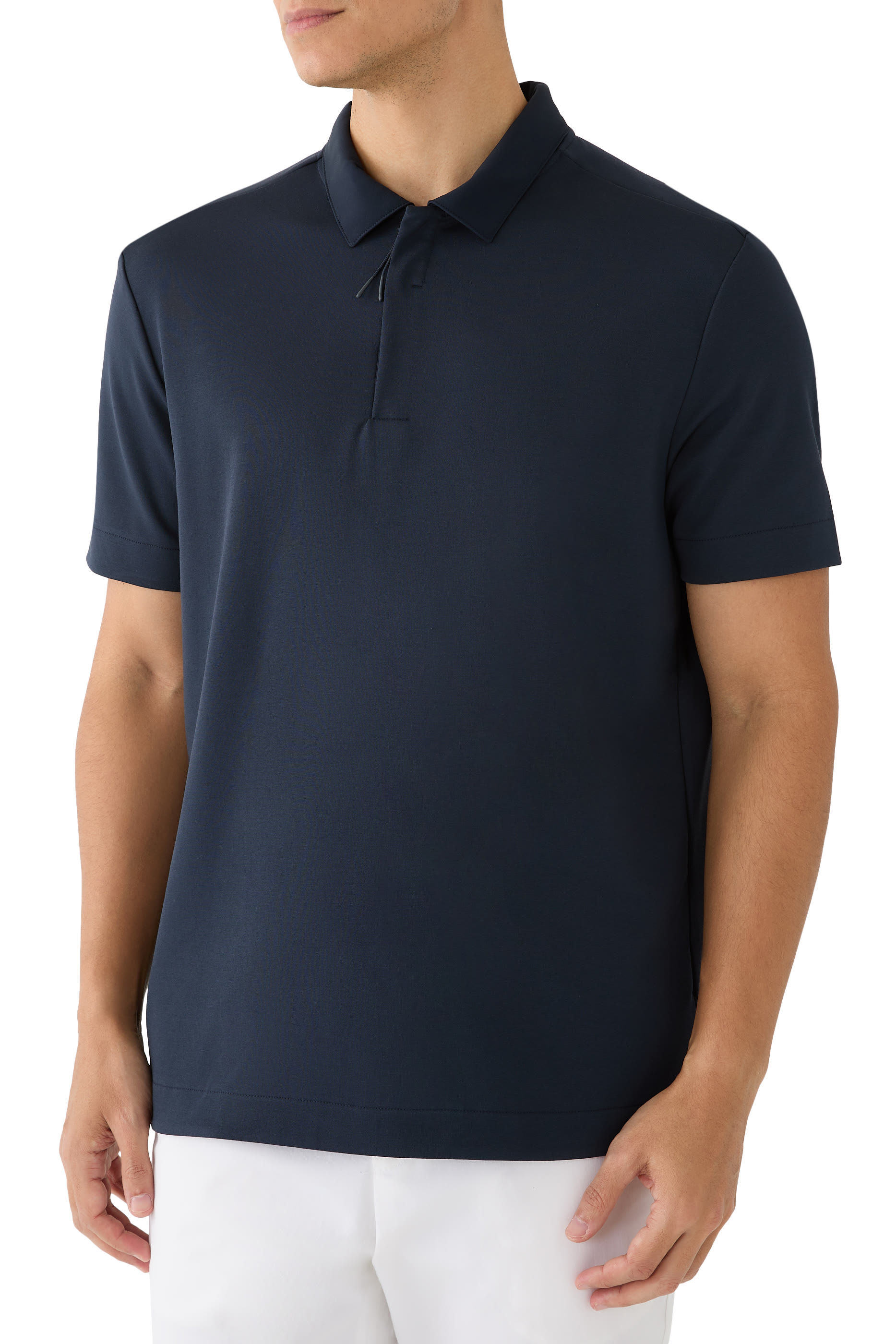 تيشيرت بأكمام قصيرة