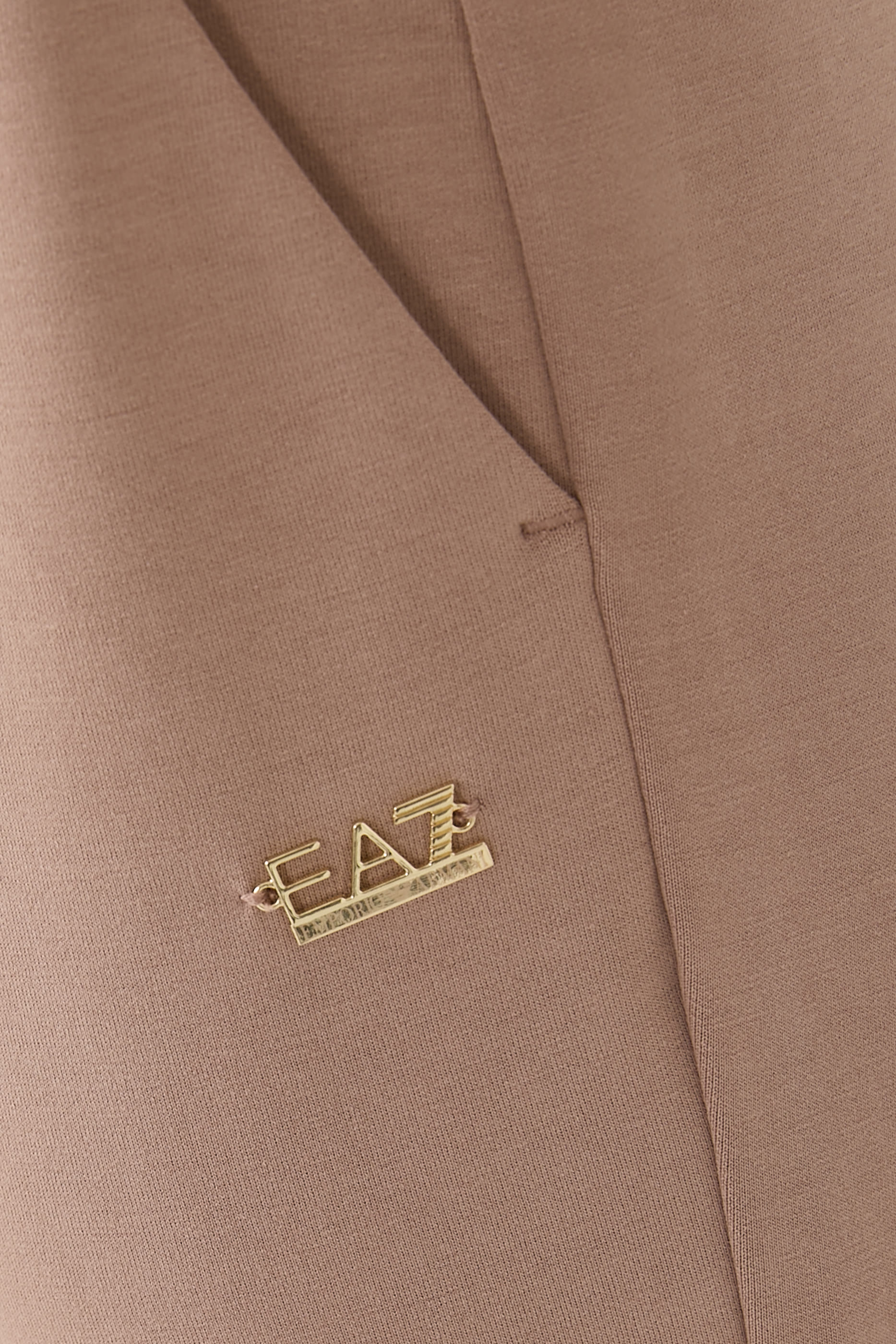 طقم بدلة رياضية بشعار الماركة