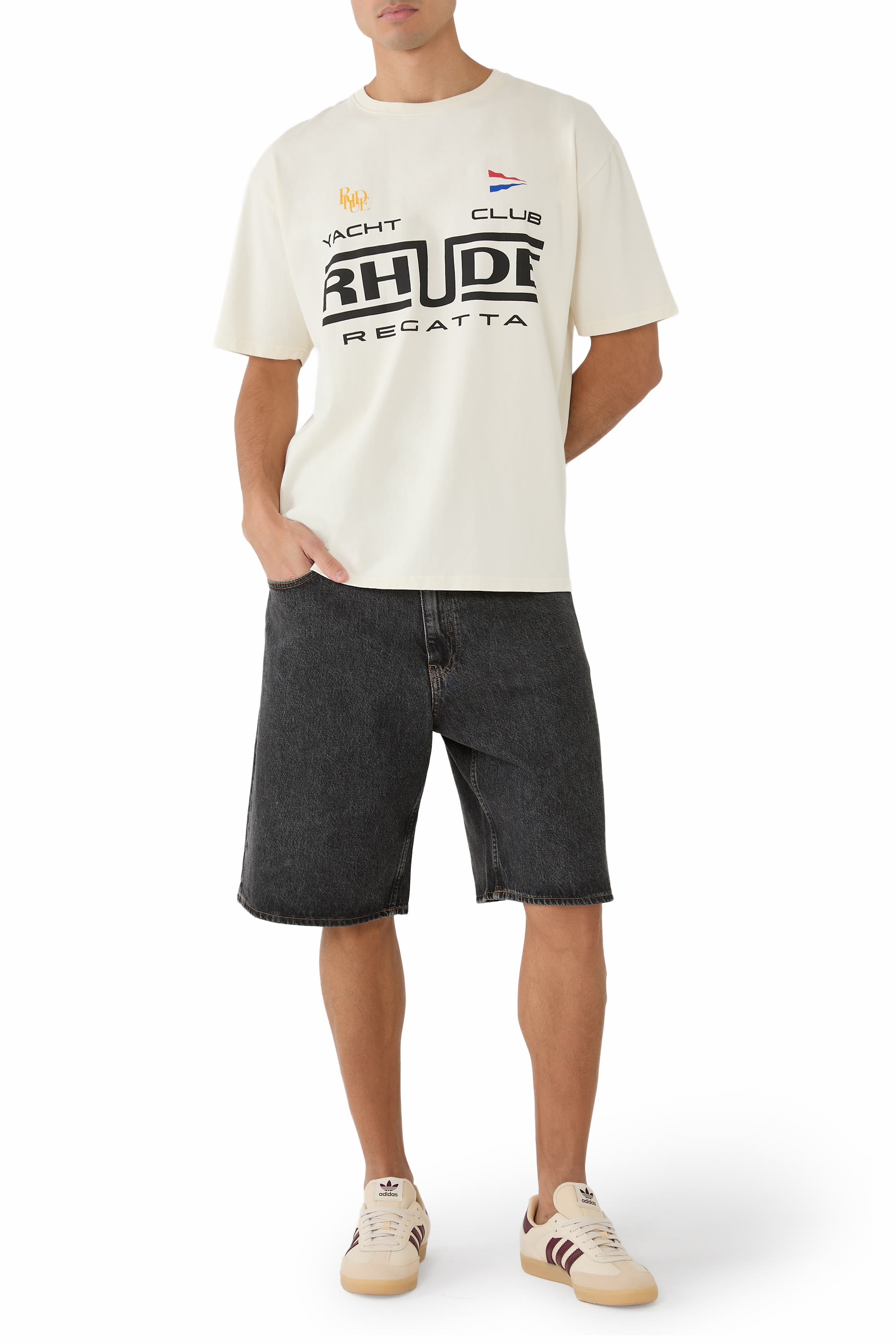 تيشيرت بشعار ريجاتا كلوب