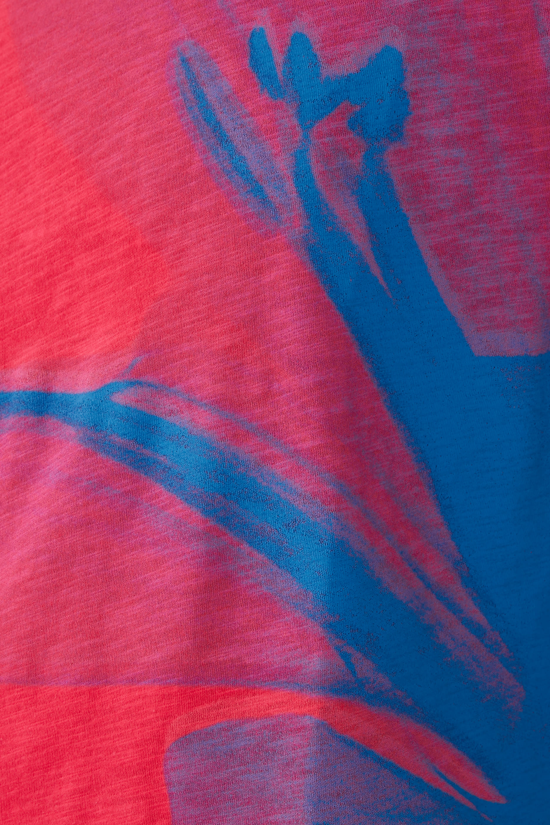 تيشيرت بطبعات أوراق شجر قطن