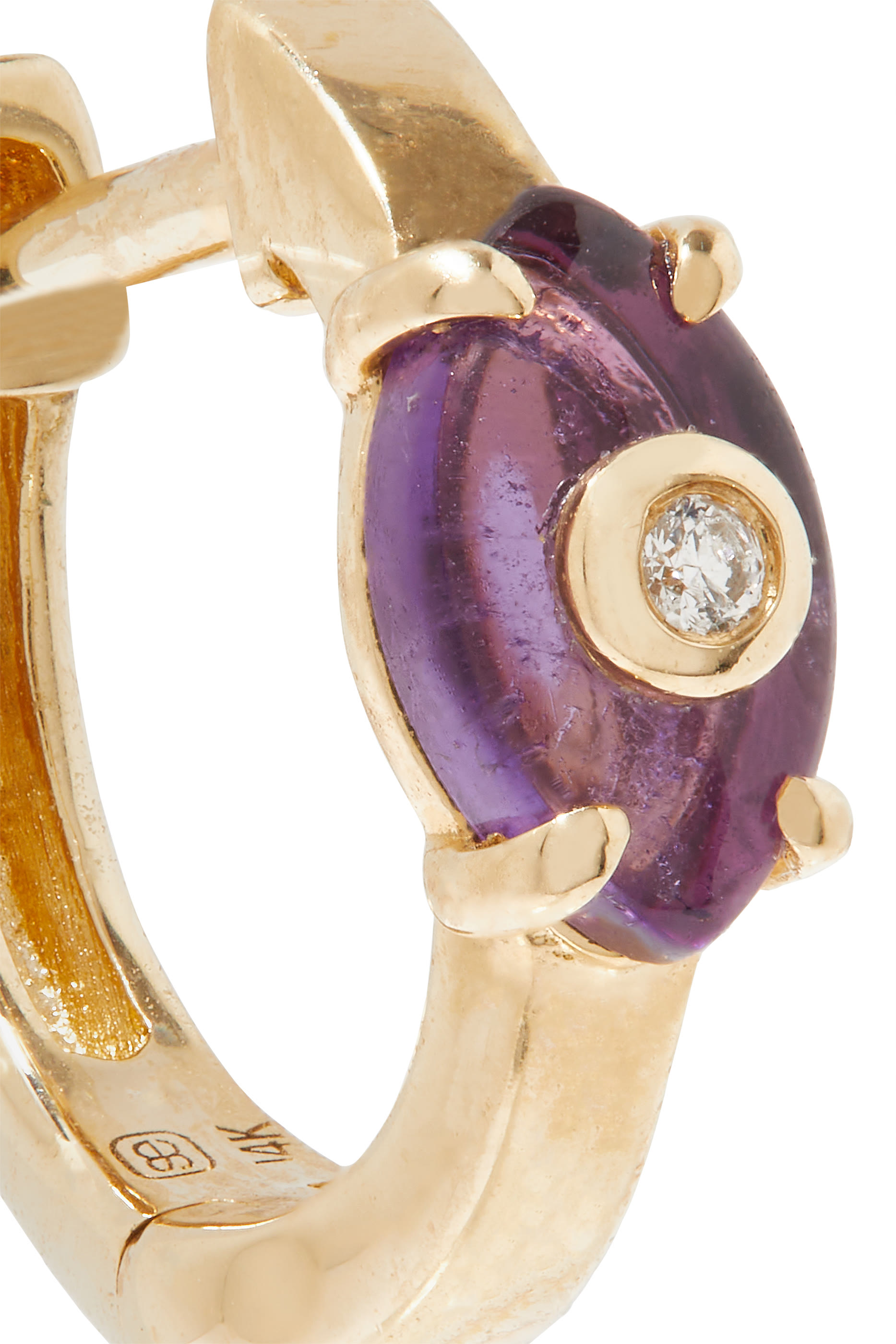 أقراط هاجي صغيرة منحوتة مرصعة بالماس والجمشت ذهب أصفر عيار 14