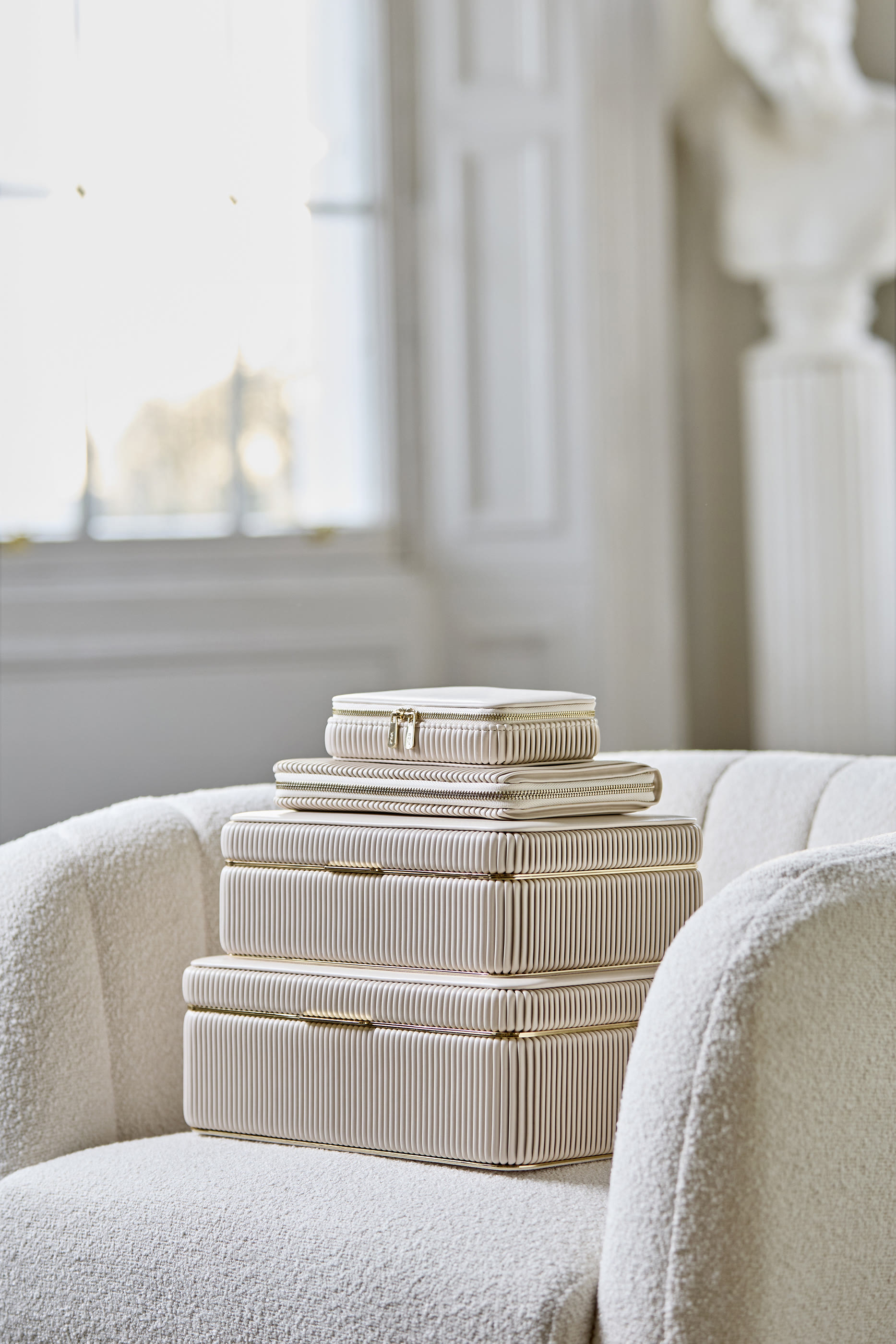 صندوق مجوهرات بيلا كبير