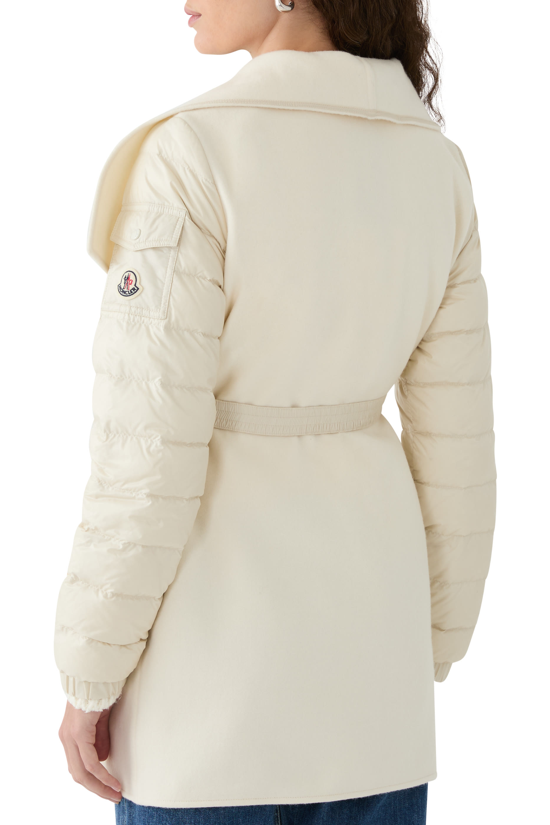 كاب بتصميم مبطن من الصوف واللباد