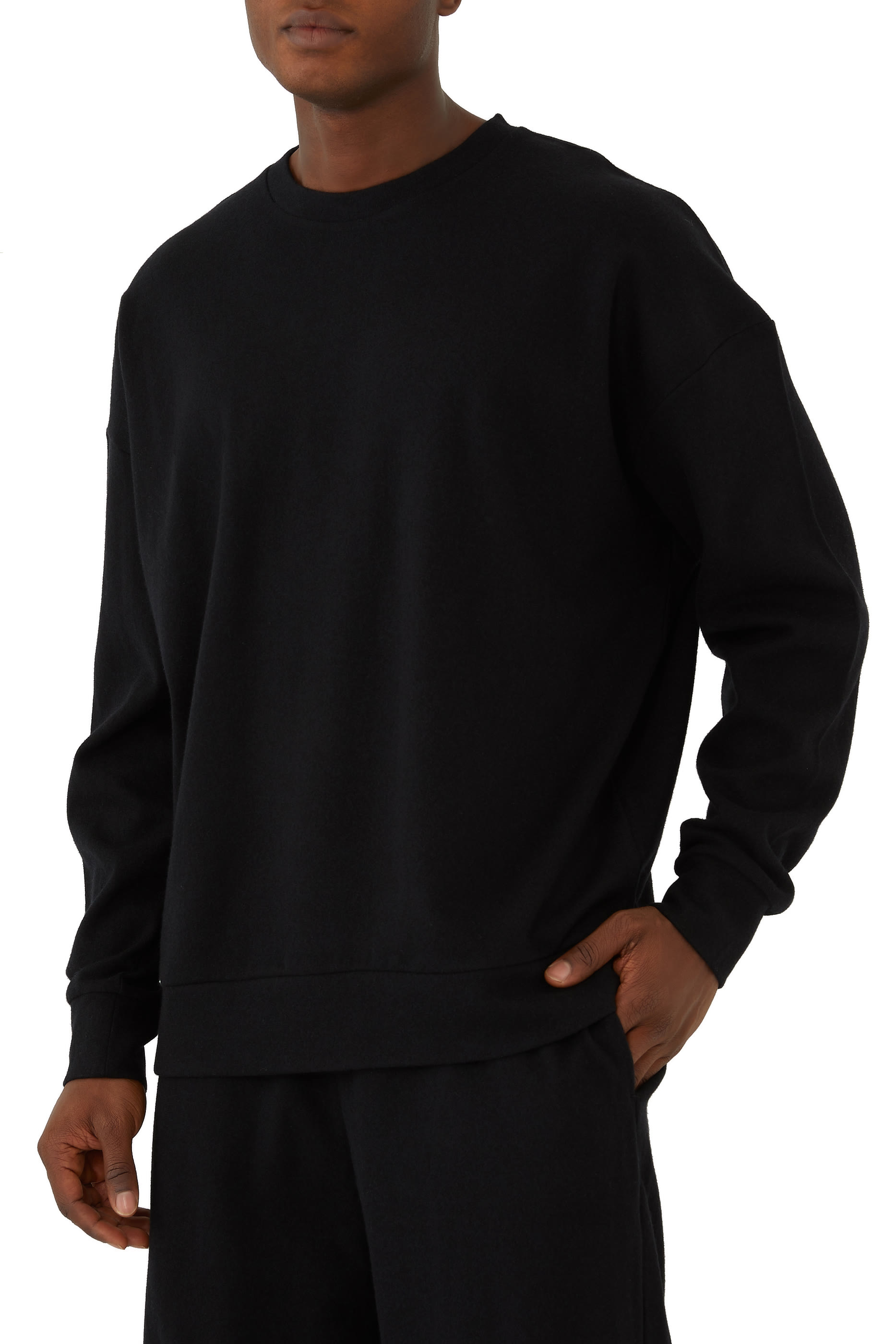 كنزة صوف جرسيه معاد تدويره بقصة فضفاضة