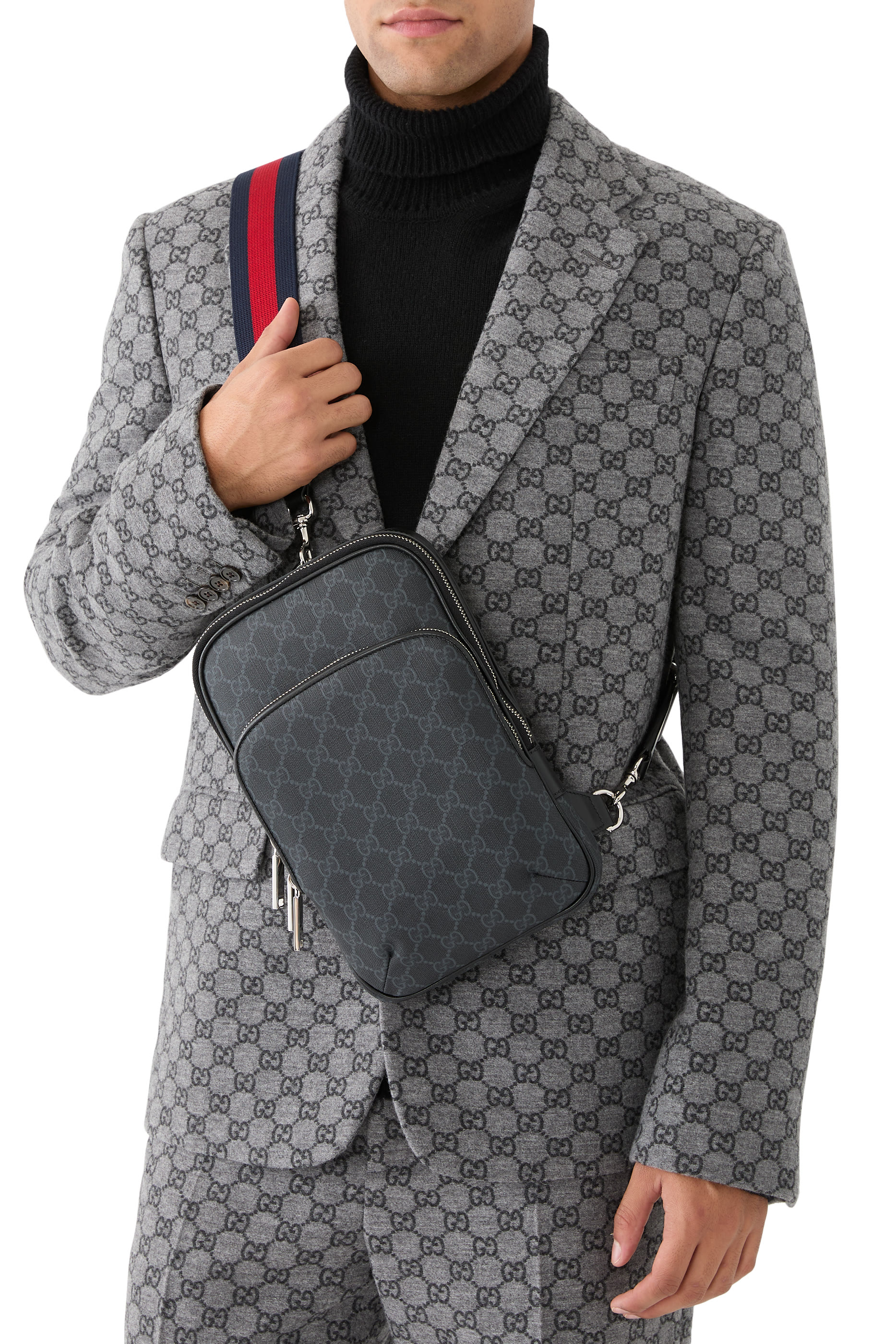 حقيبة كروس صغيرة بشعار الماركة