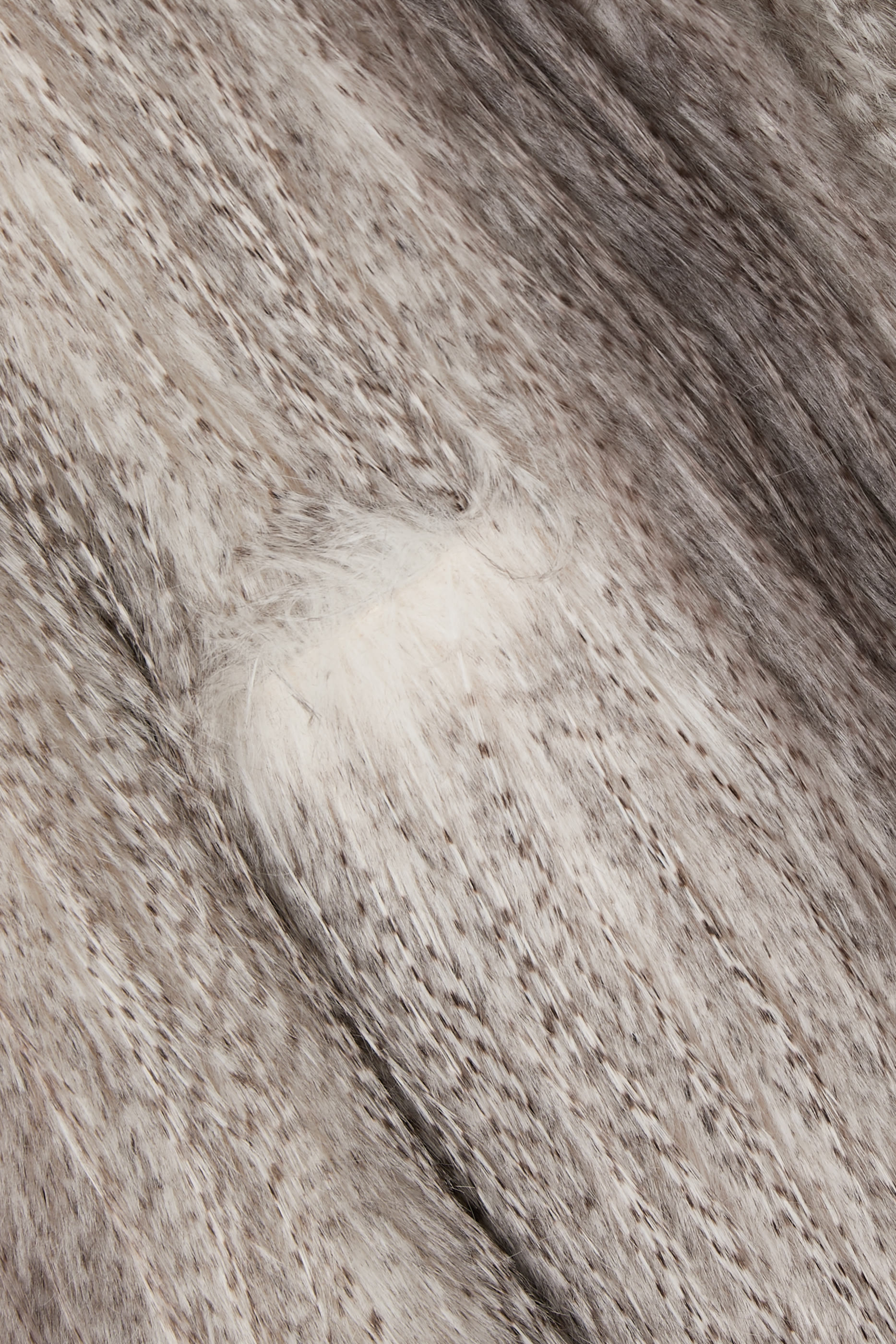 معطف فرو صناعي