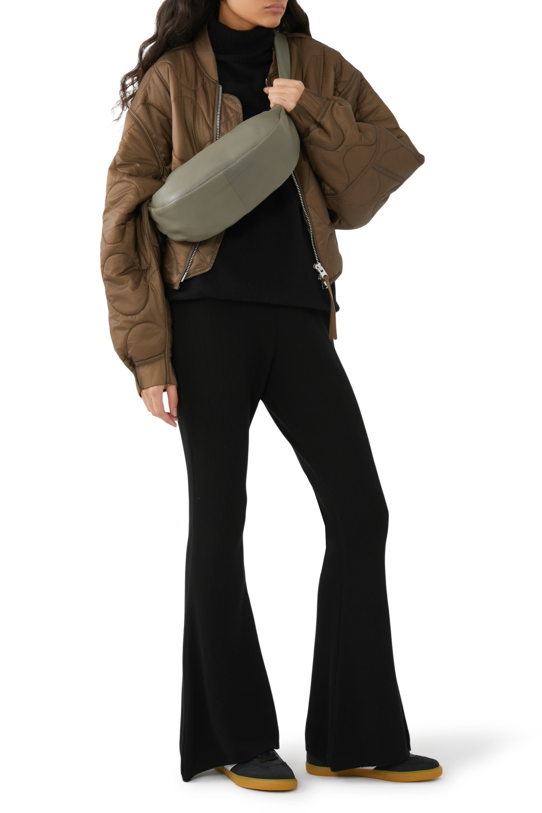 حقيبة سوفت بتصميم مقوس