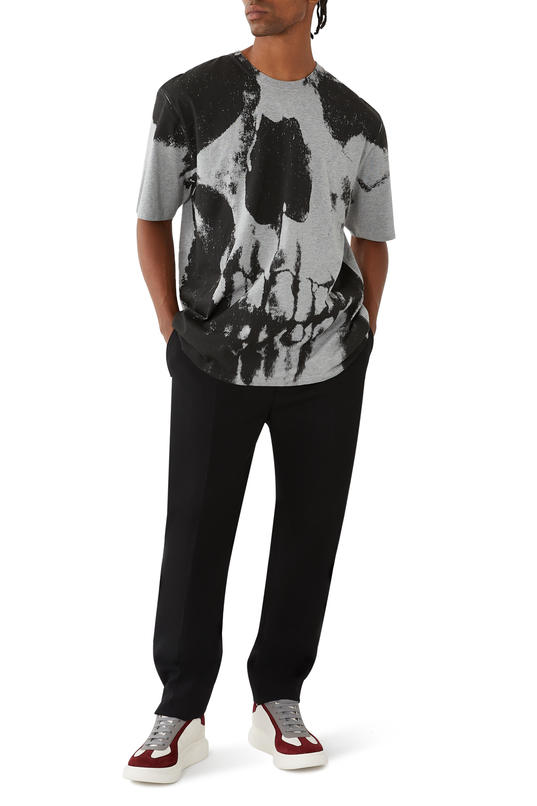 تيشيرت بطبعة جمجمة