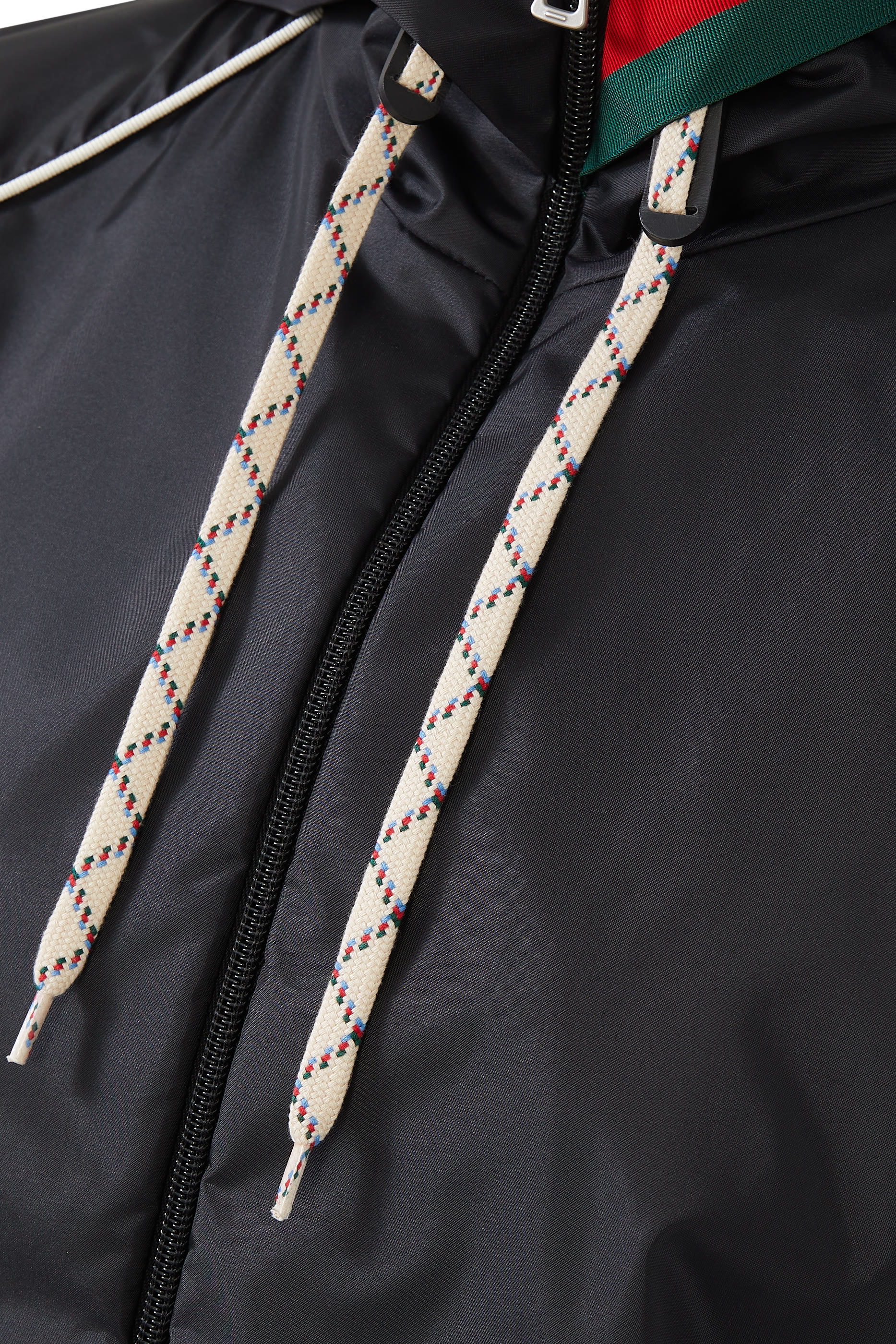 جاكيت نايلون ستان