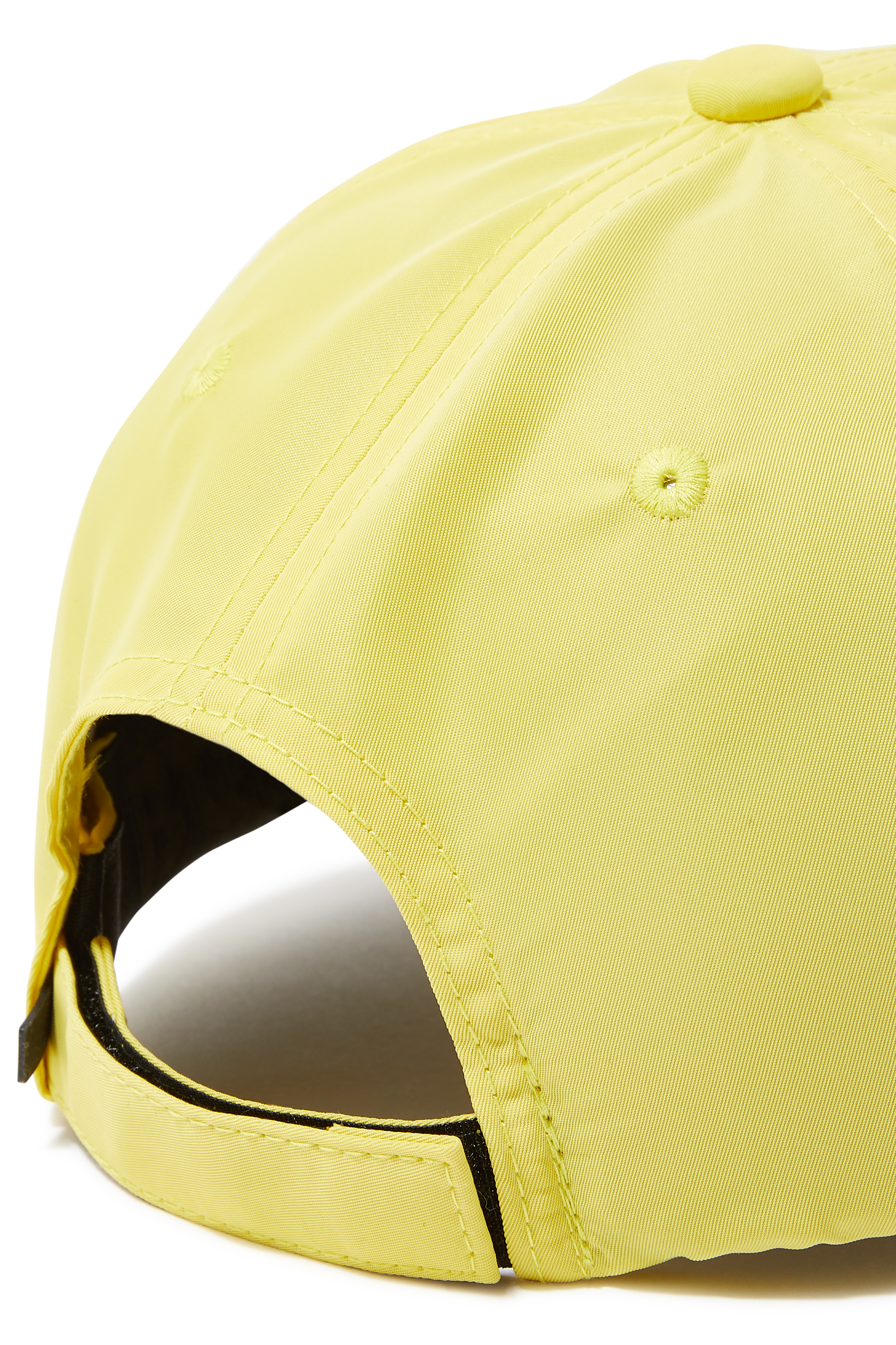 كاب بايسبول مقاوم للماء