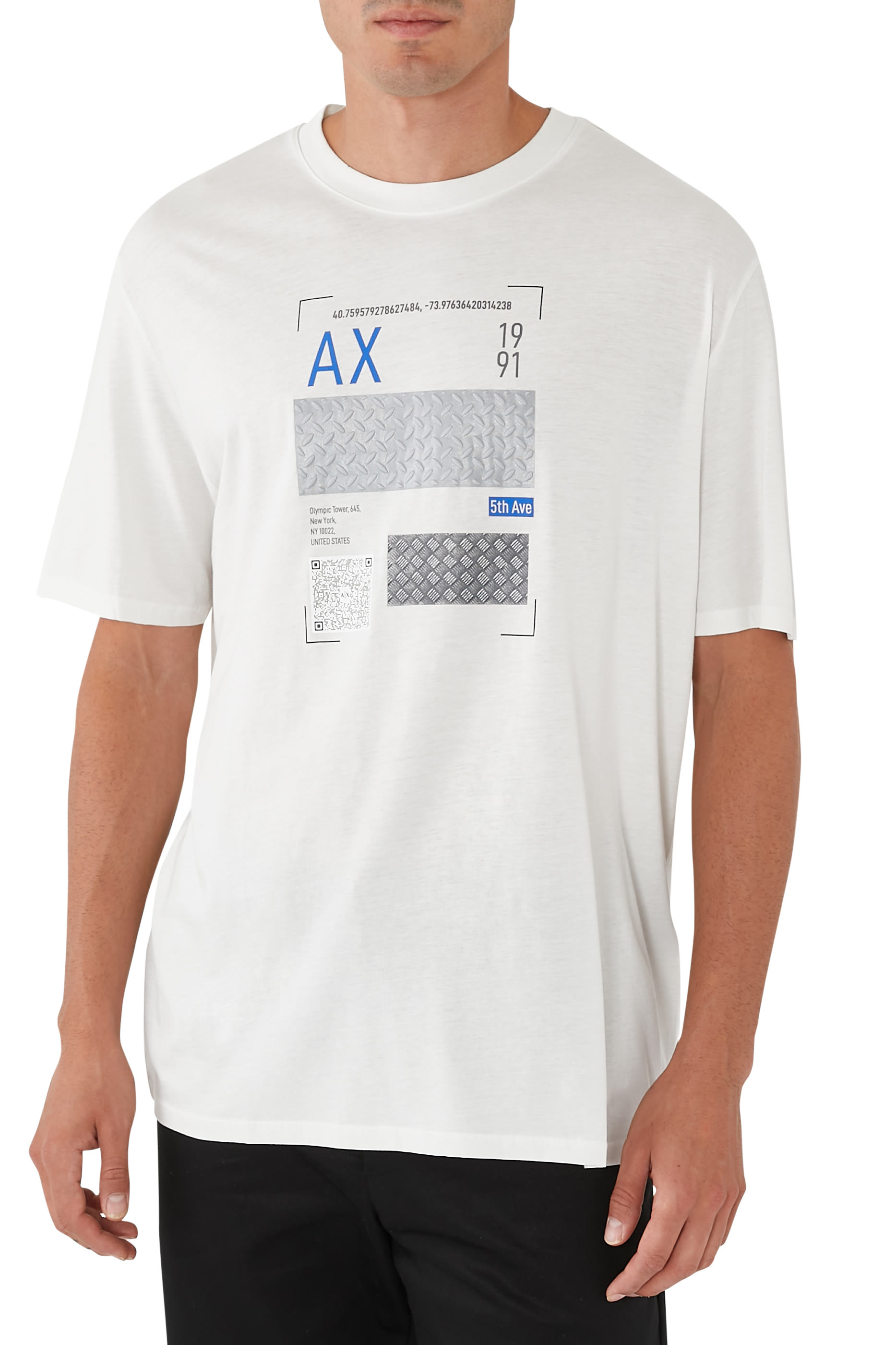 تيشيرت جمنازيوم بياقة ضيقة