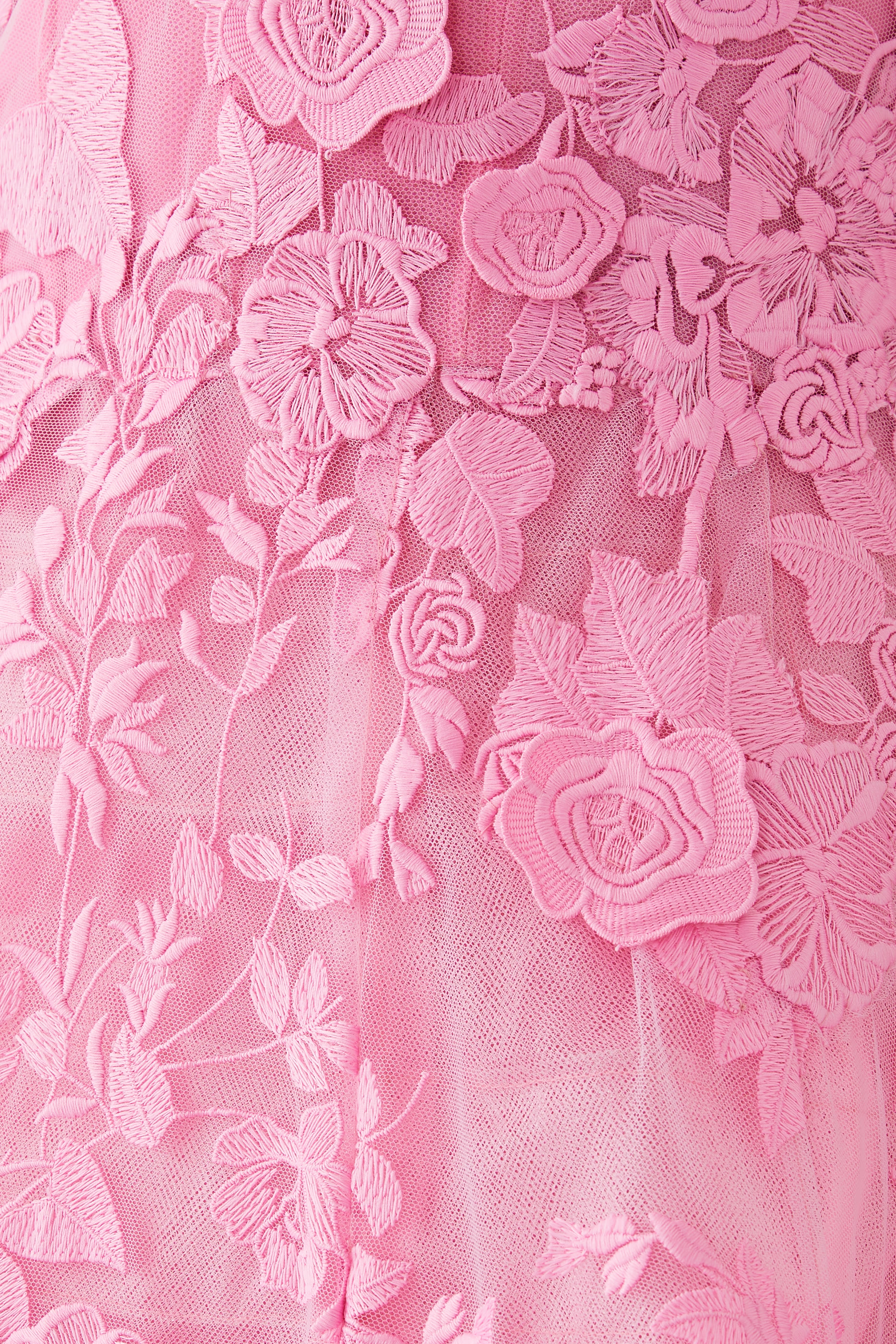 فستان بطول الشاي بدون حمالات