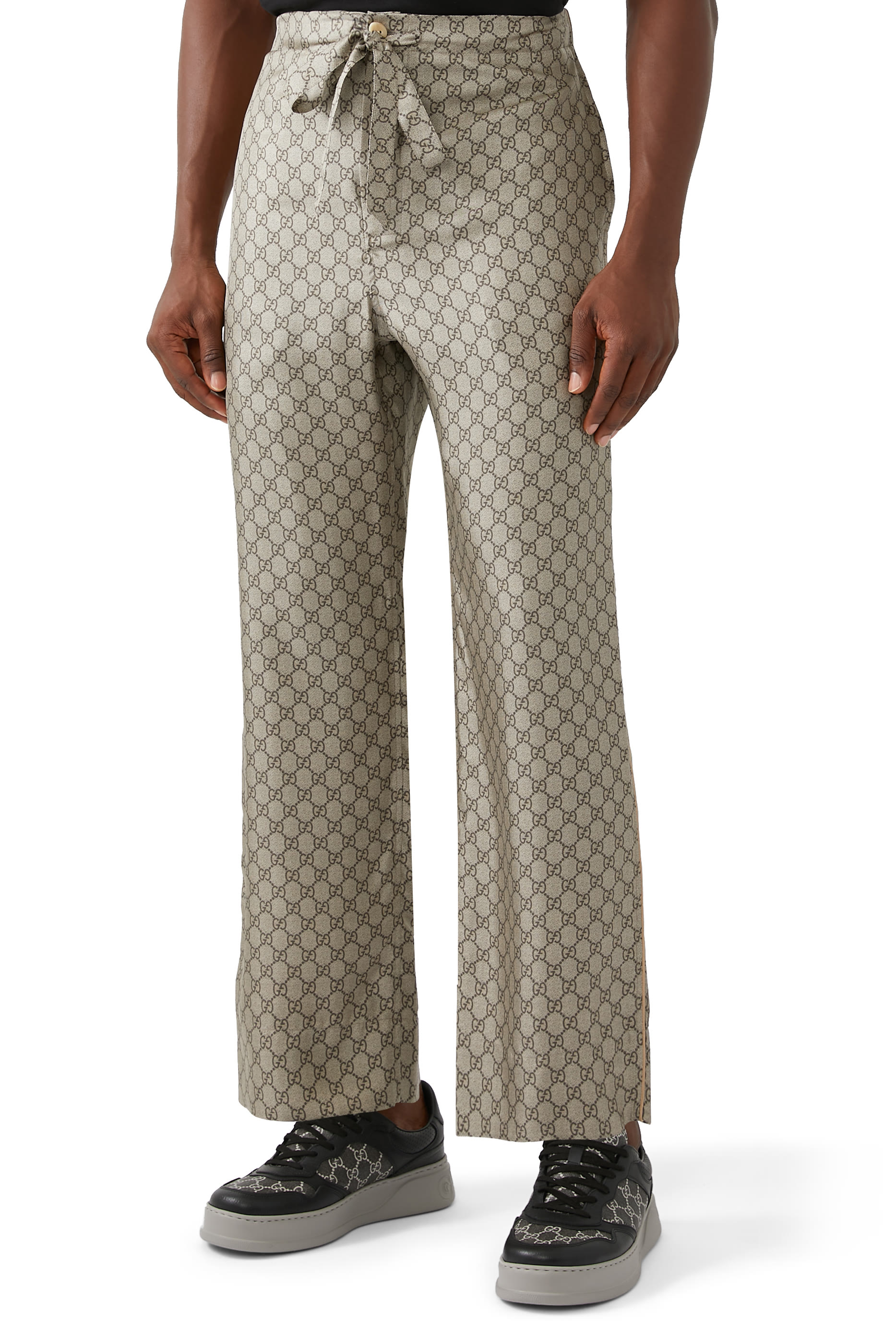 بنطال حرير سوبريم بنقشة حرفي شعار الماركة