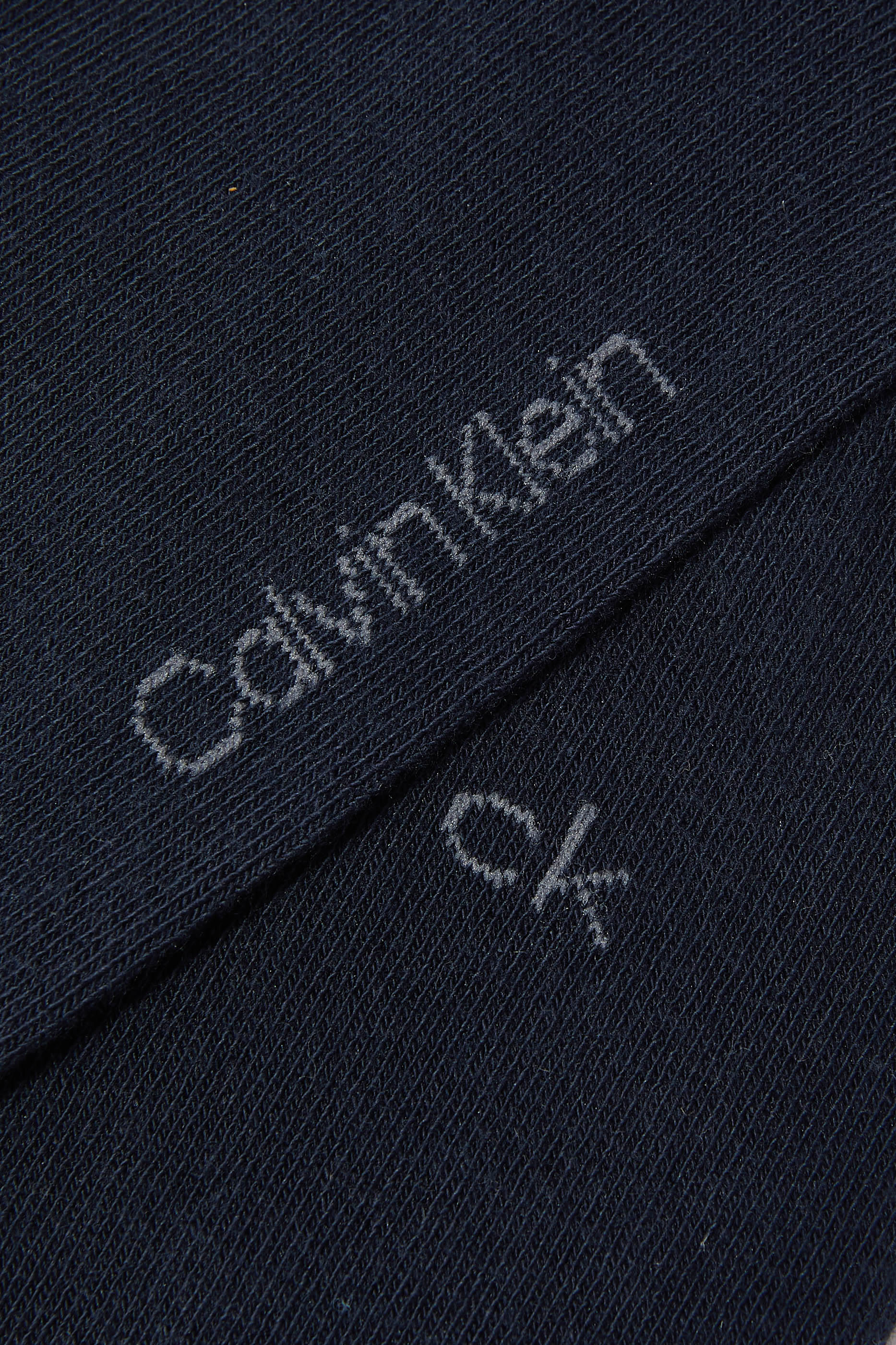 جوارب متوسطة الطول مزينة بشعار الماركة، قطعتين