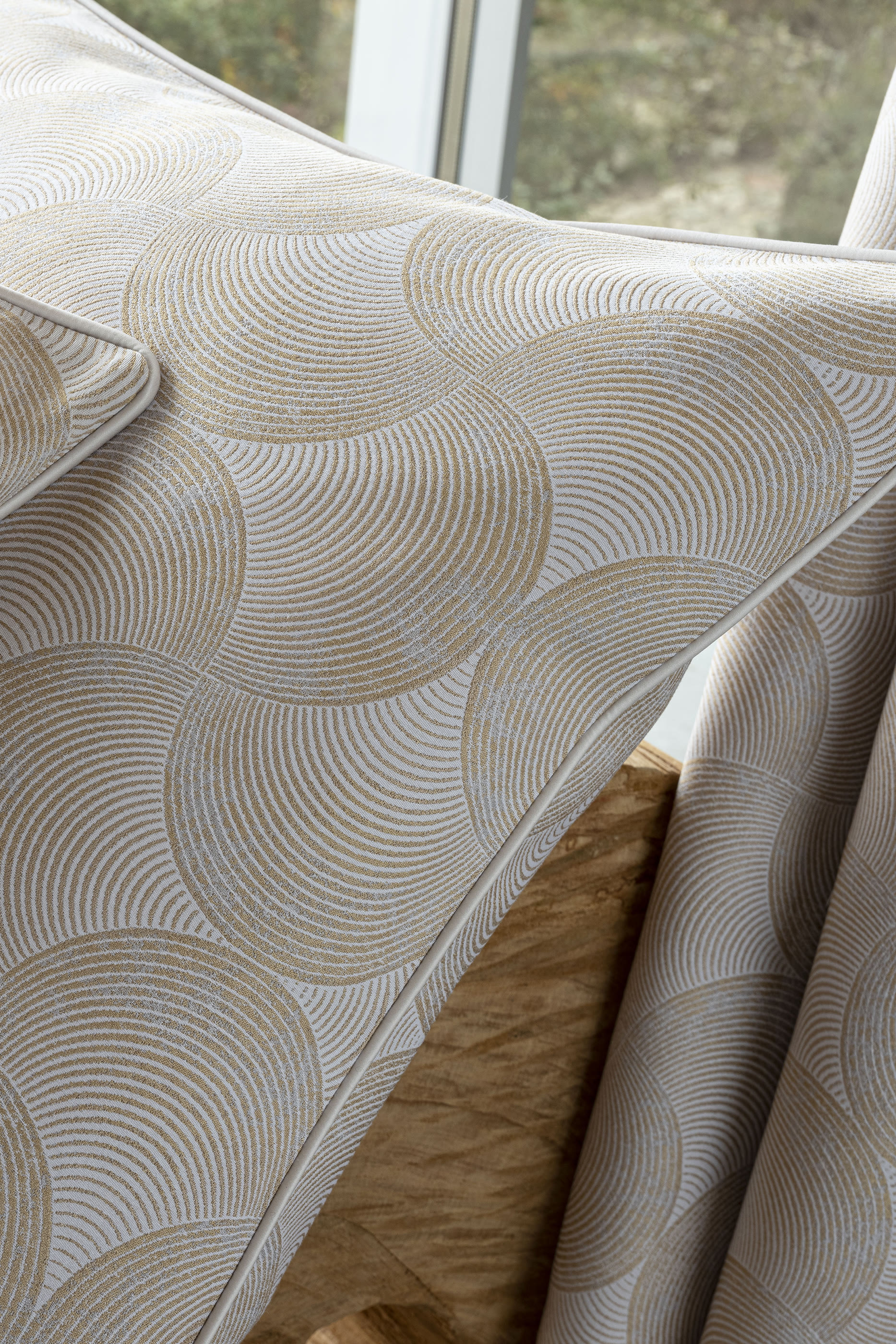 غطاء وسادة كافيار