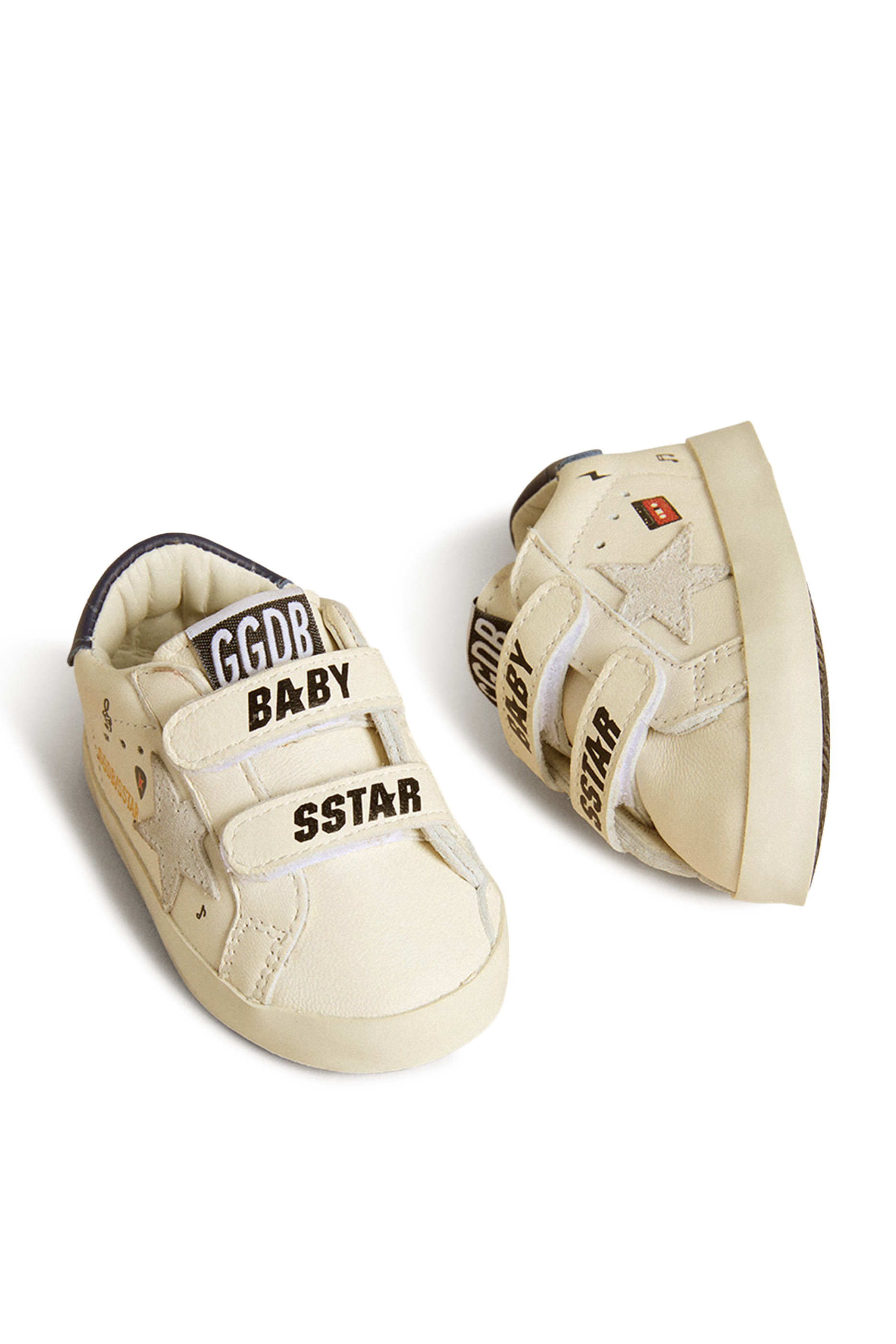 سنيكرز سكول للأطفال