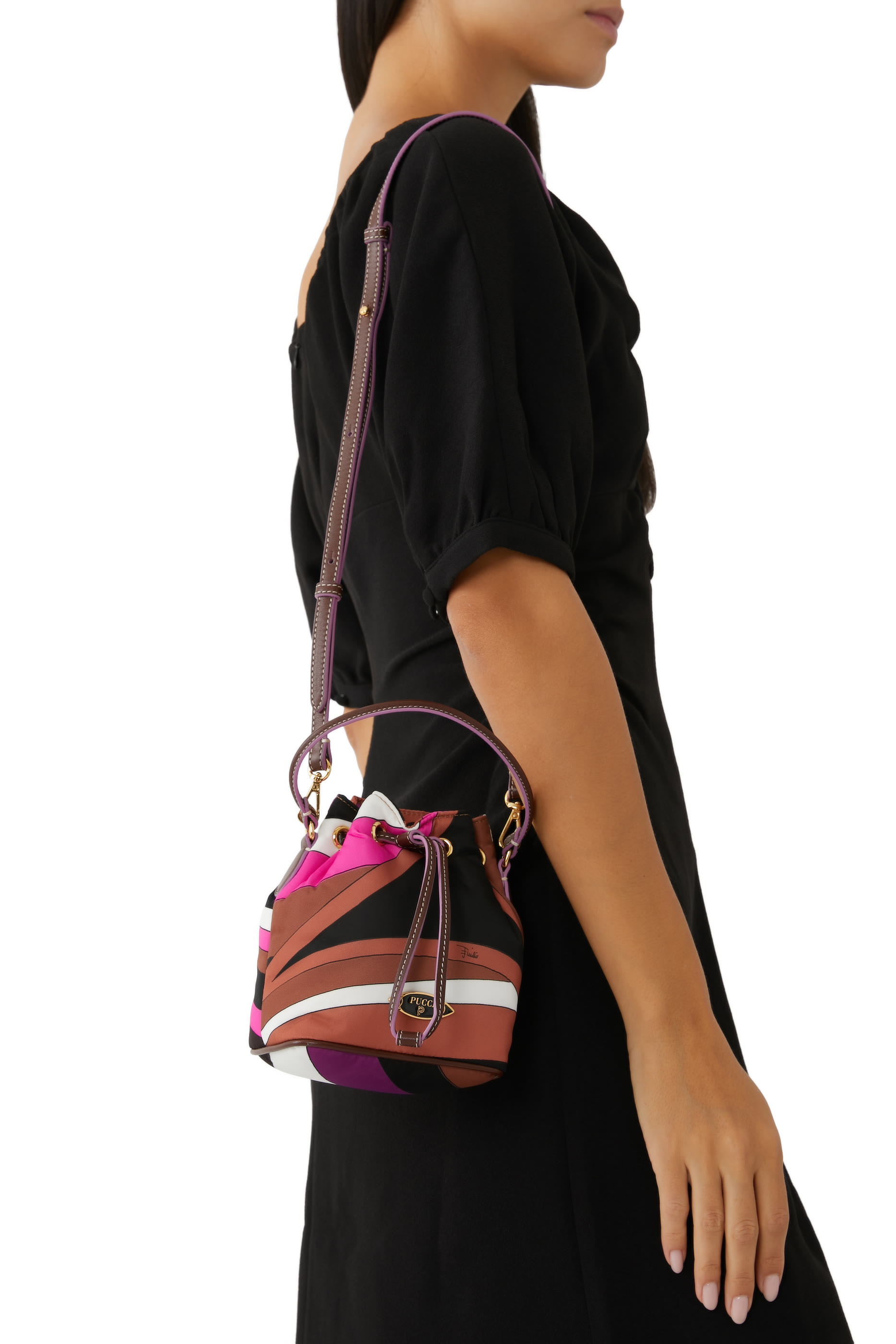 حقيبة باكيت يمي