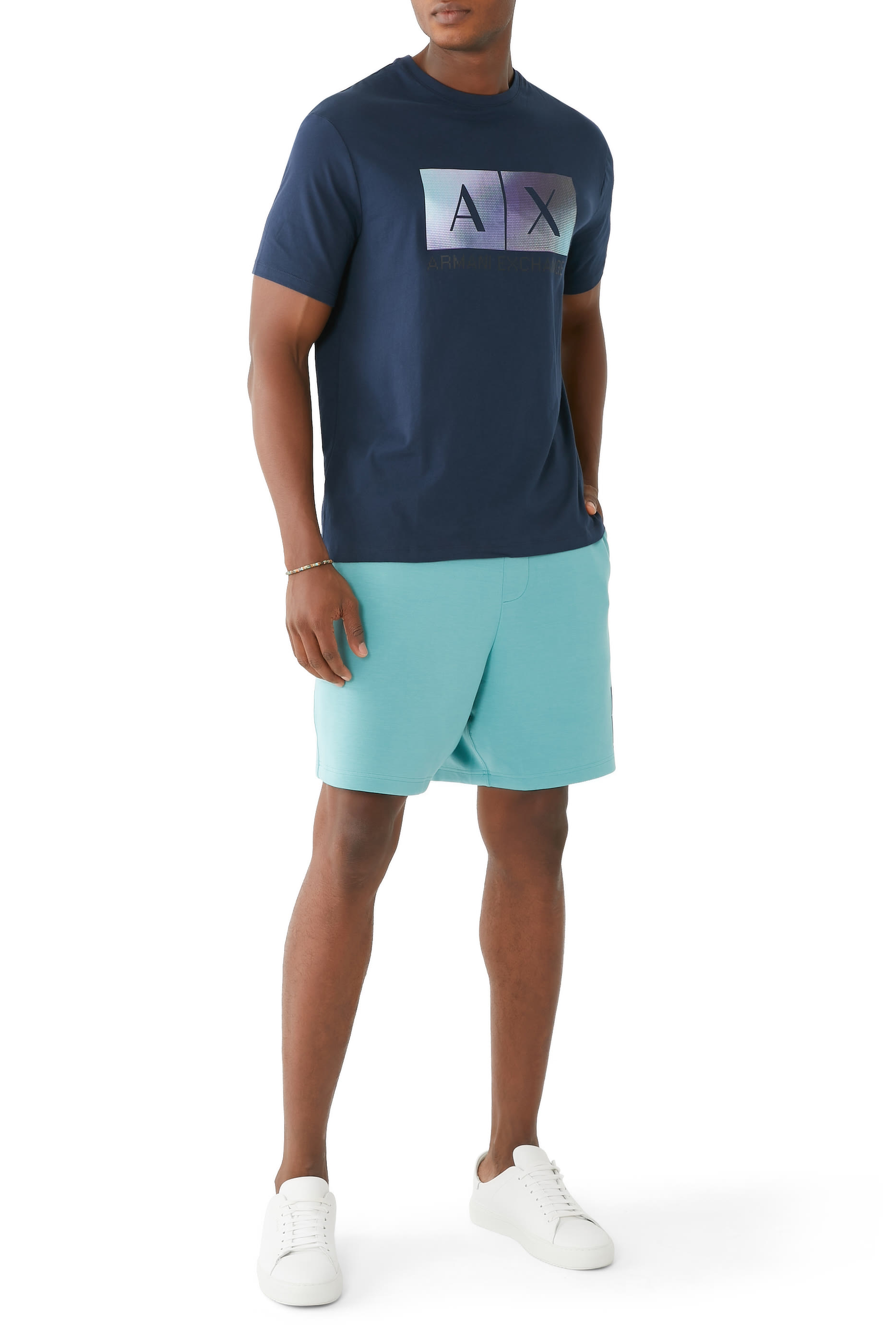 تيشيرت ميتا نايتشر بطبعات شعار الماركة