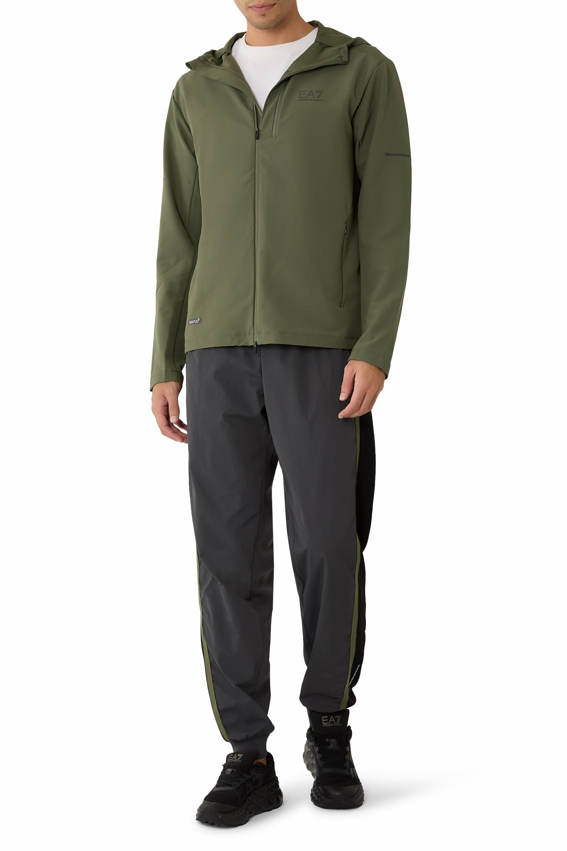 بنطال رياضي بتصميم مقسم بألوان