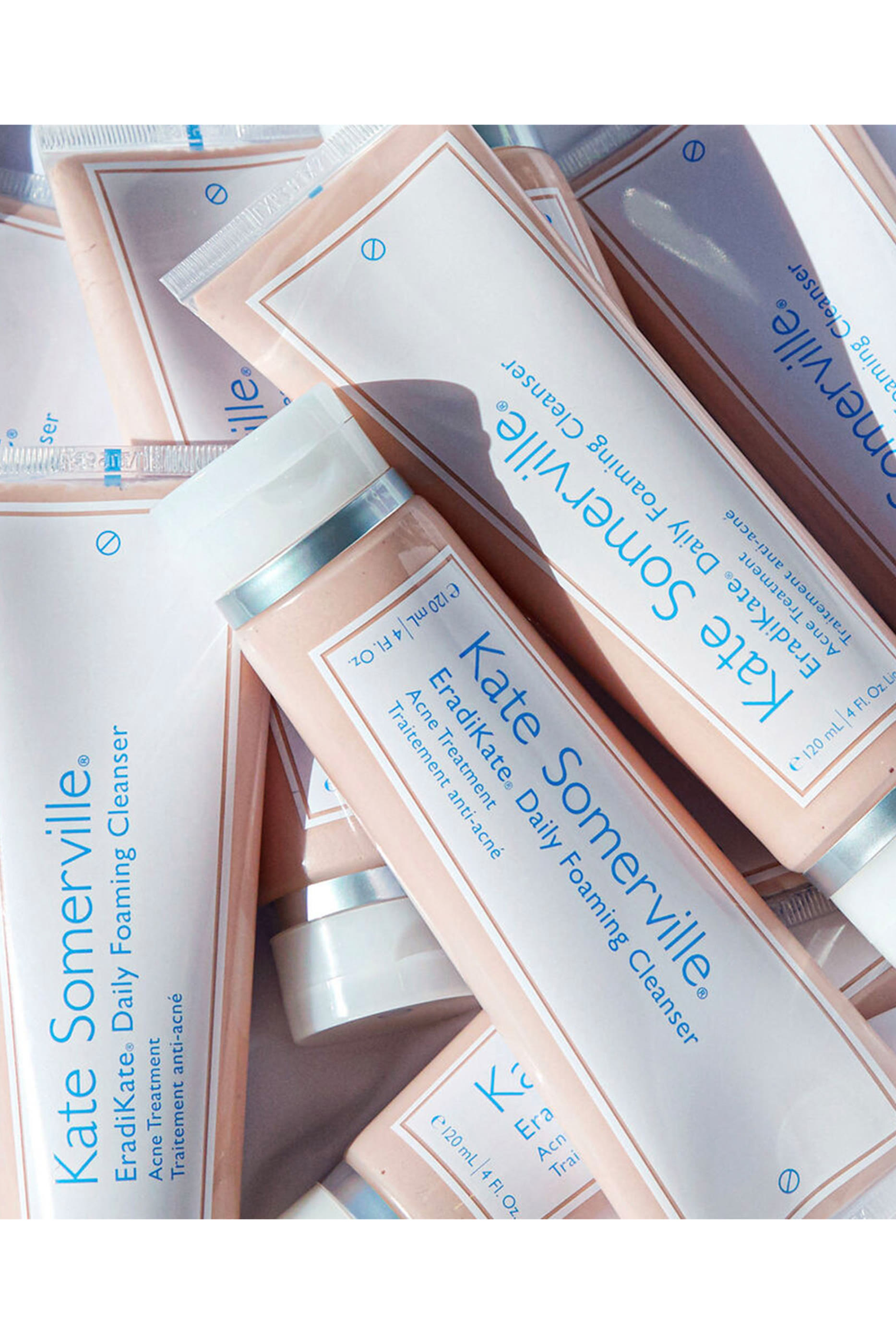 غسول يومي رغوي إراديكايت مع 3% كبريت