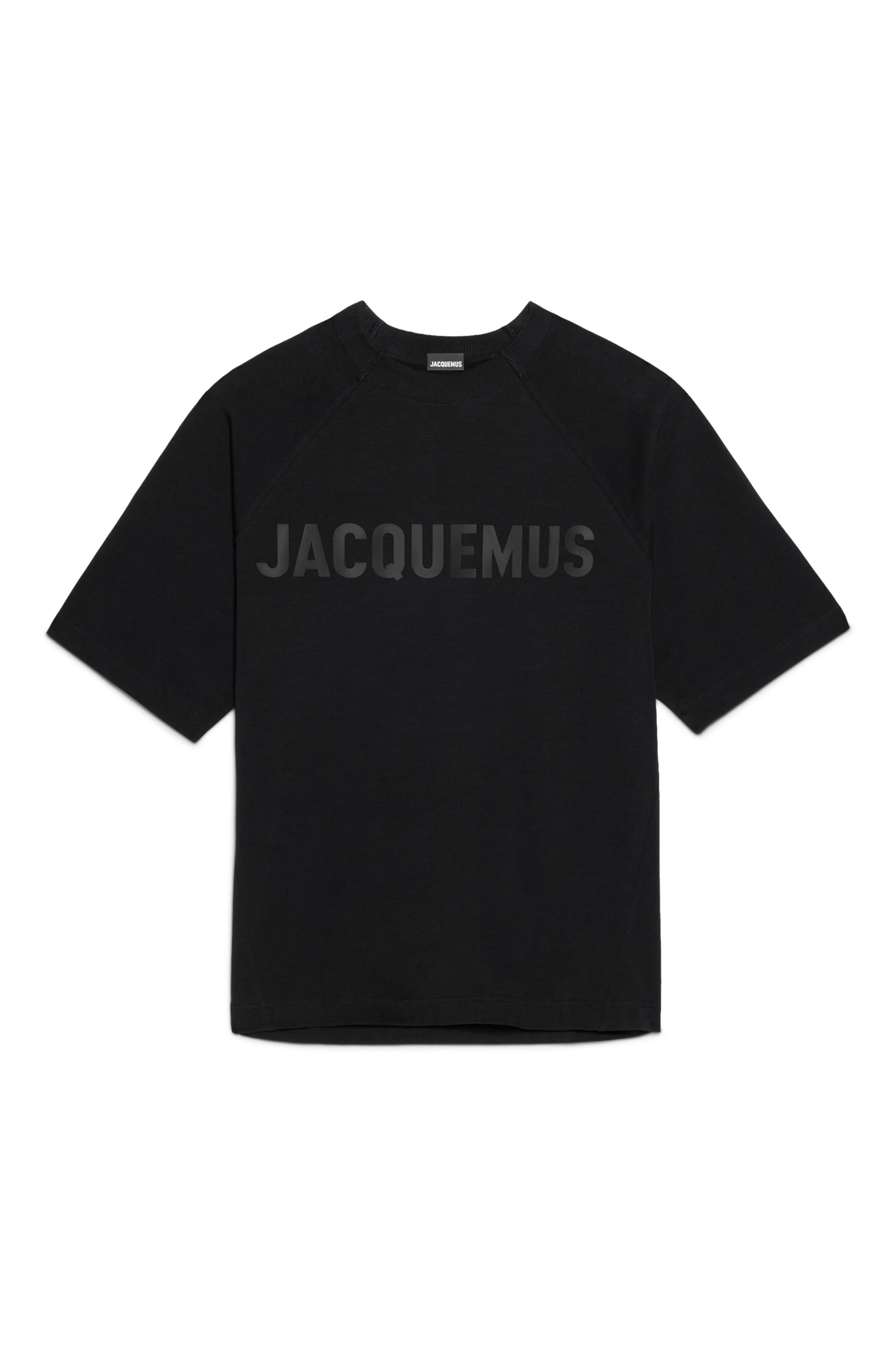 تيشيرت بشعار الماركة