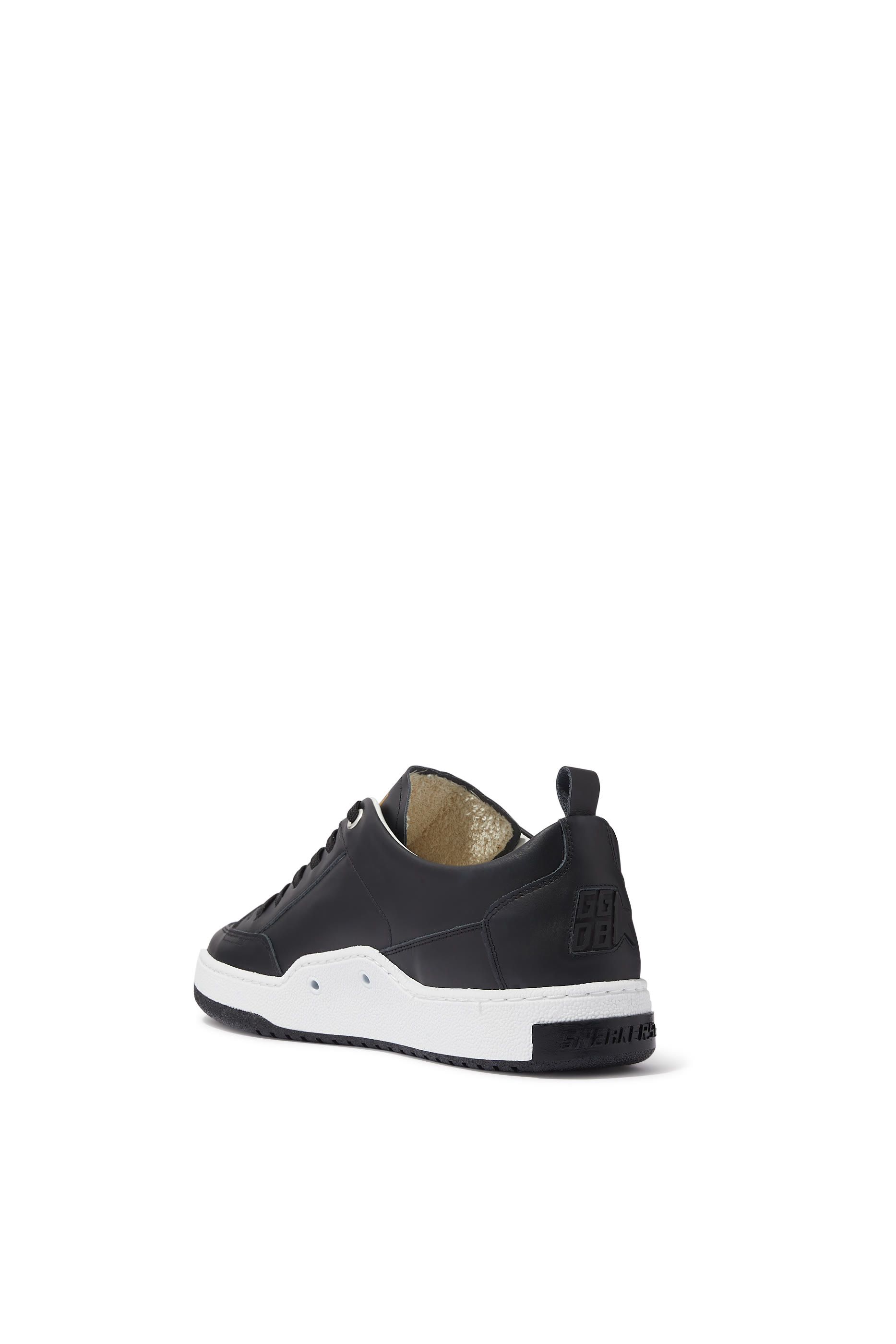 سنيكرز ياه منخفض